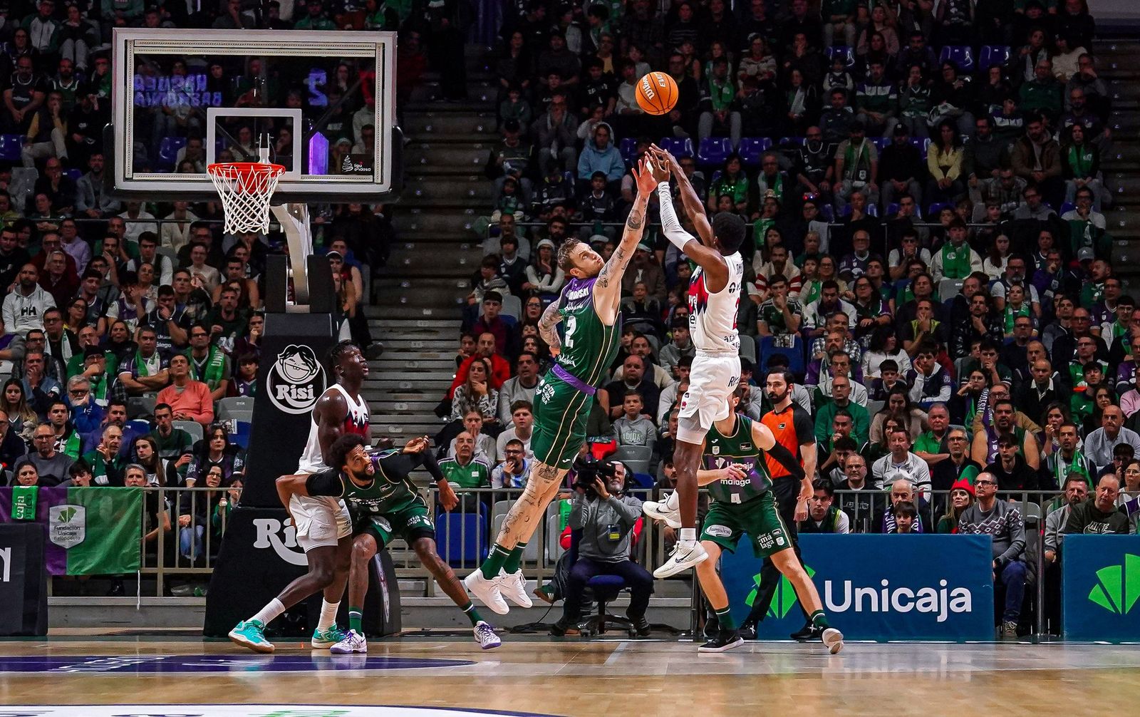 Las fotos del Unicaja - Baskonia