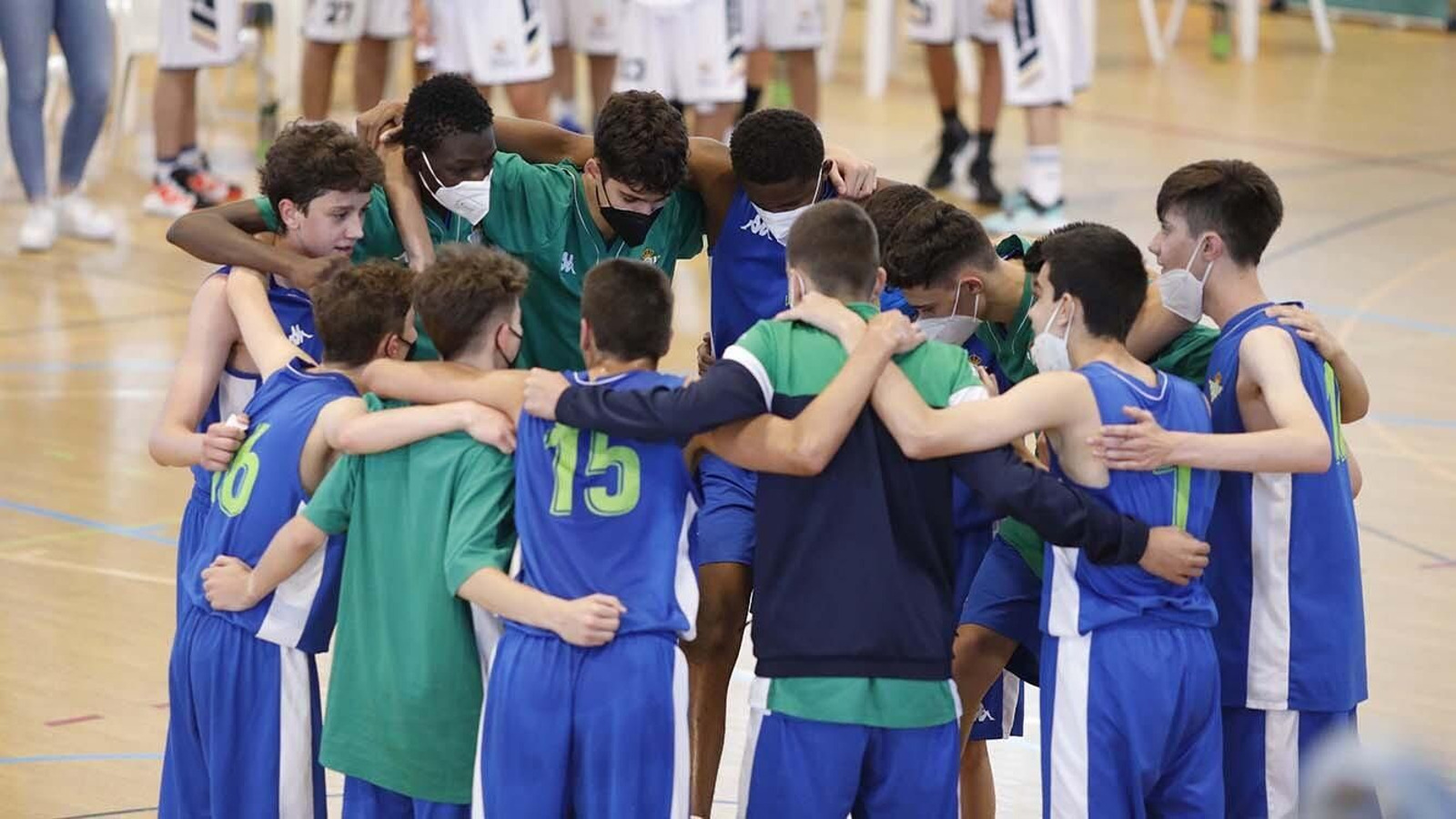 Las fotos del Campeonato de Andalucía de Baloncesto Infantil Masculino, celebrado en La Línea