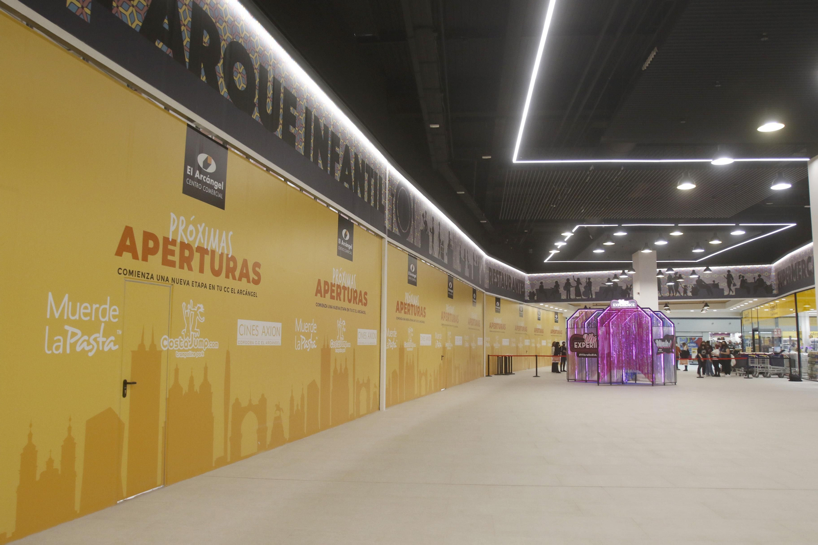 Los nuevos cines Axion del centro comercial El Arcángel, en fotografías