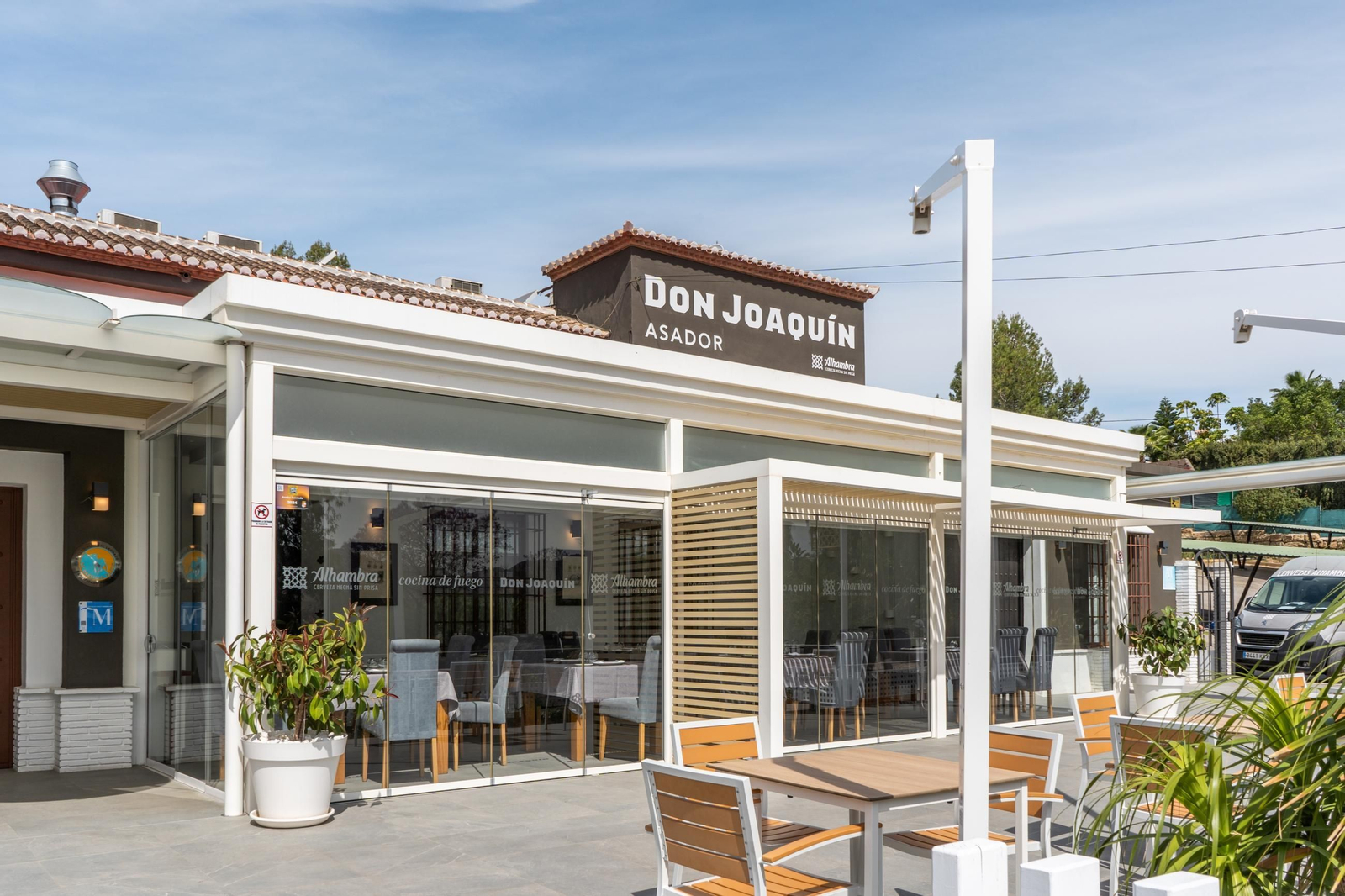 La entrada del Asador Don Joaquin.