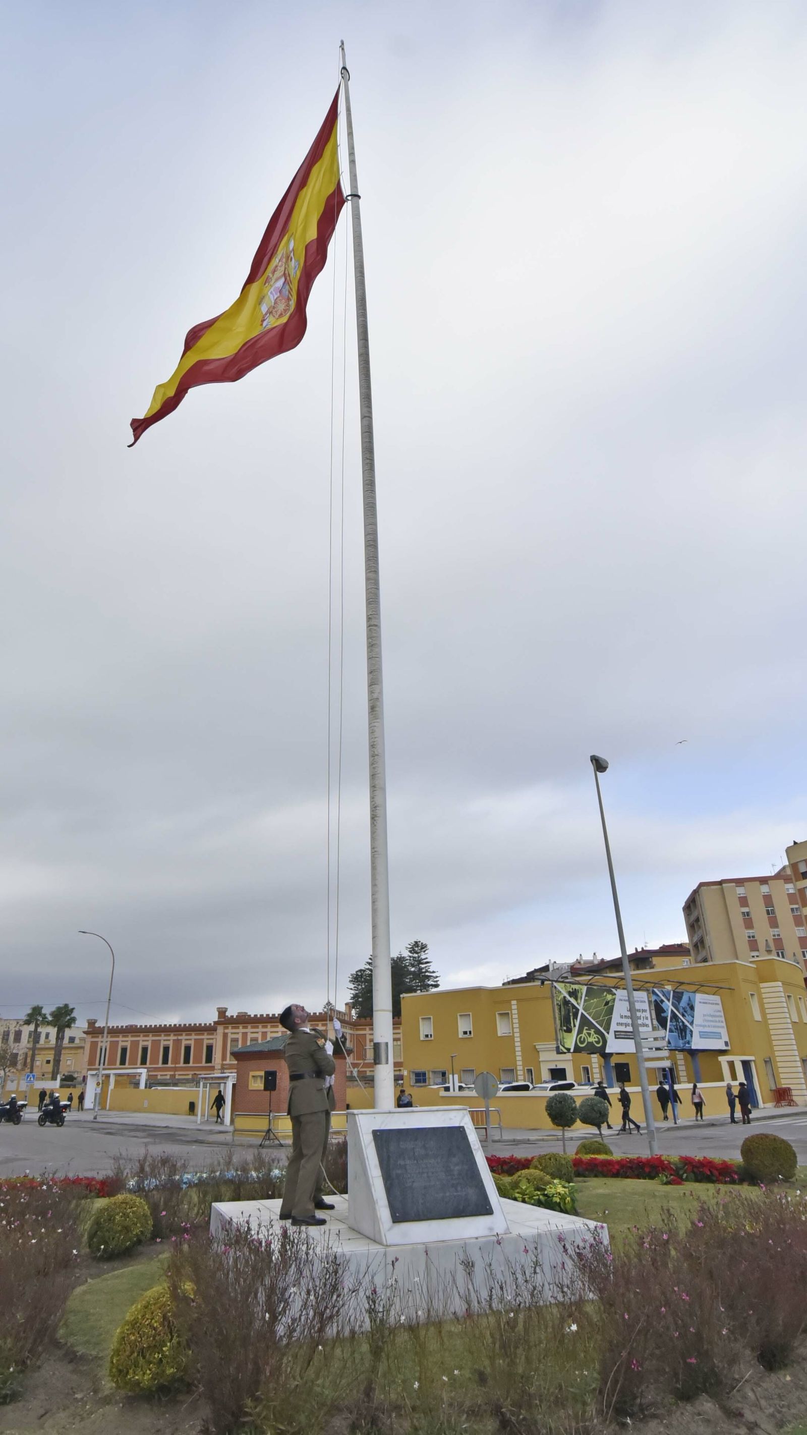 Las mejores fotos de la jura de bandera civil en La Línea