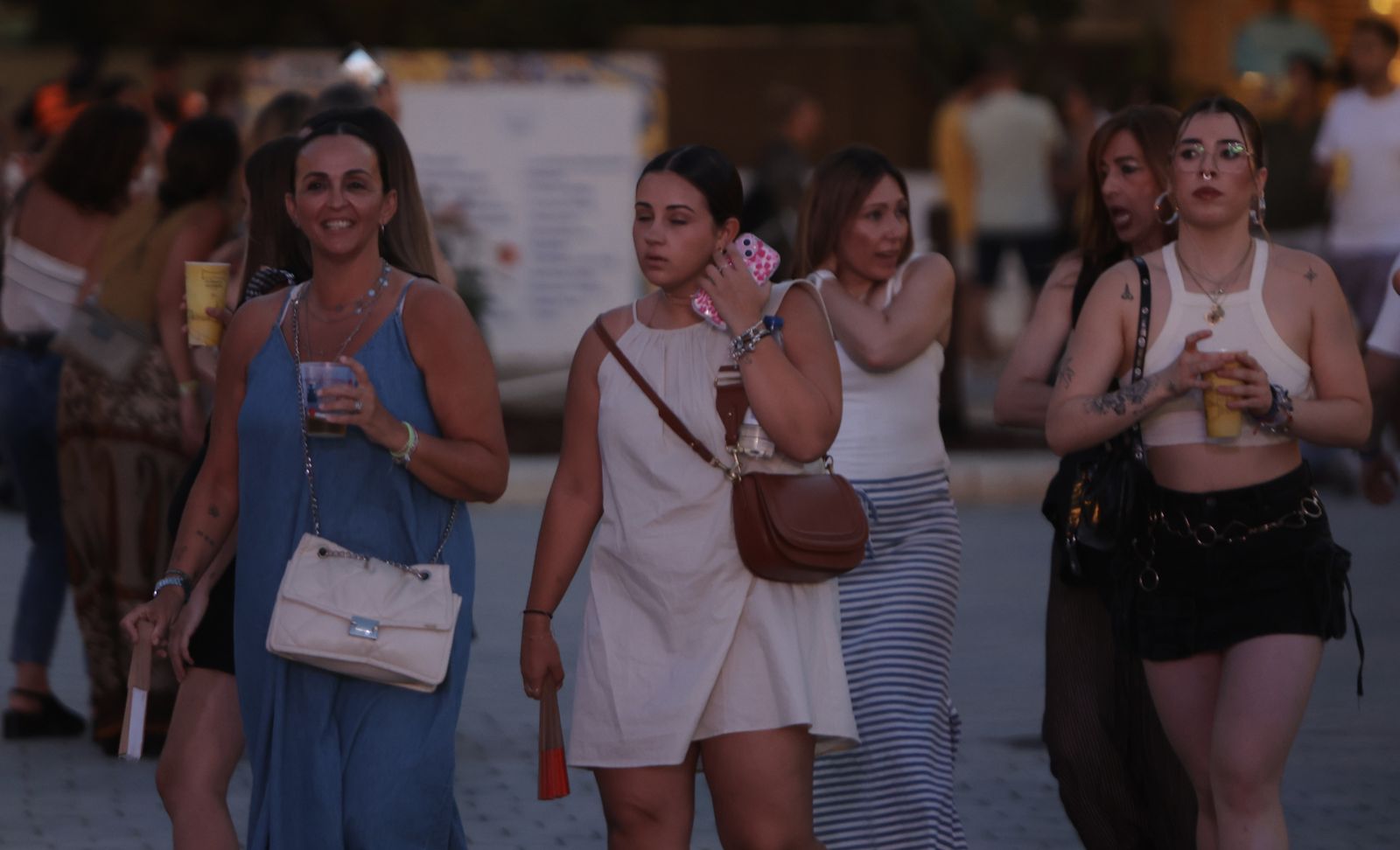 Búscate en el concierto de Maluma