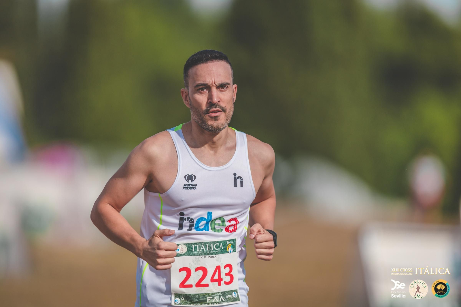 Búscate en las fotos del Cross de Itálica 2025 | 3