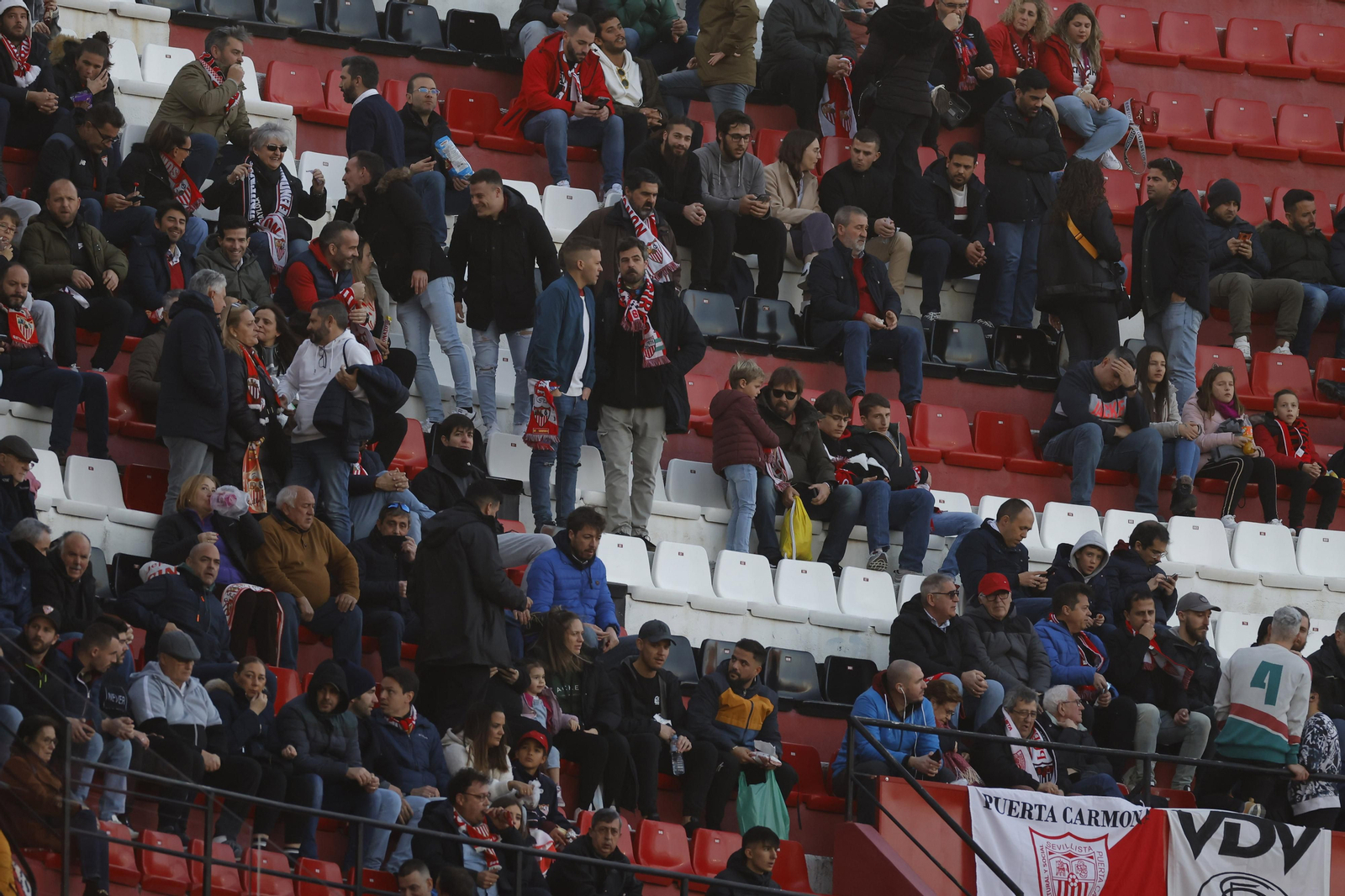 Búscate en las fotos del Sevilla-Mallorca
