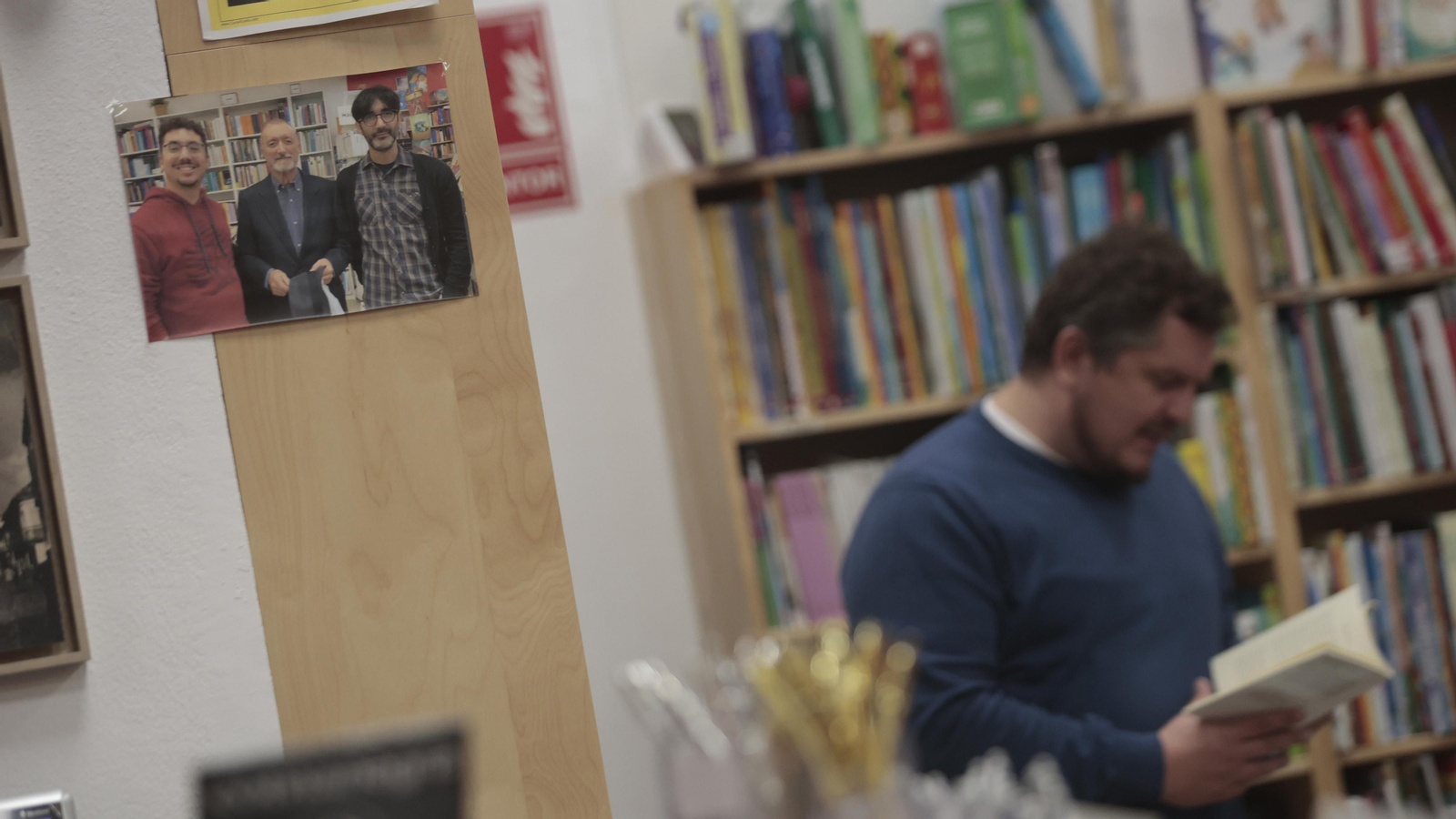 Presentación del poemario "Demonios" de Ben Clark