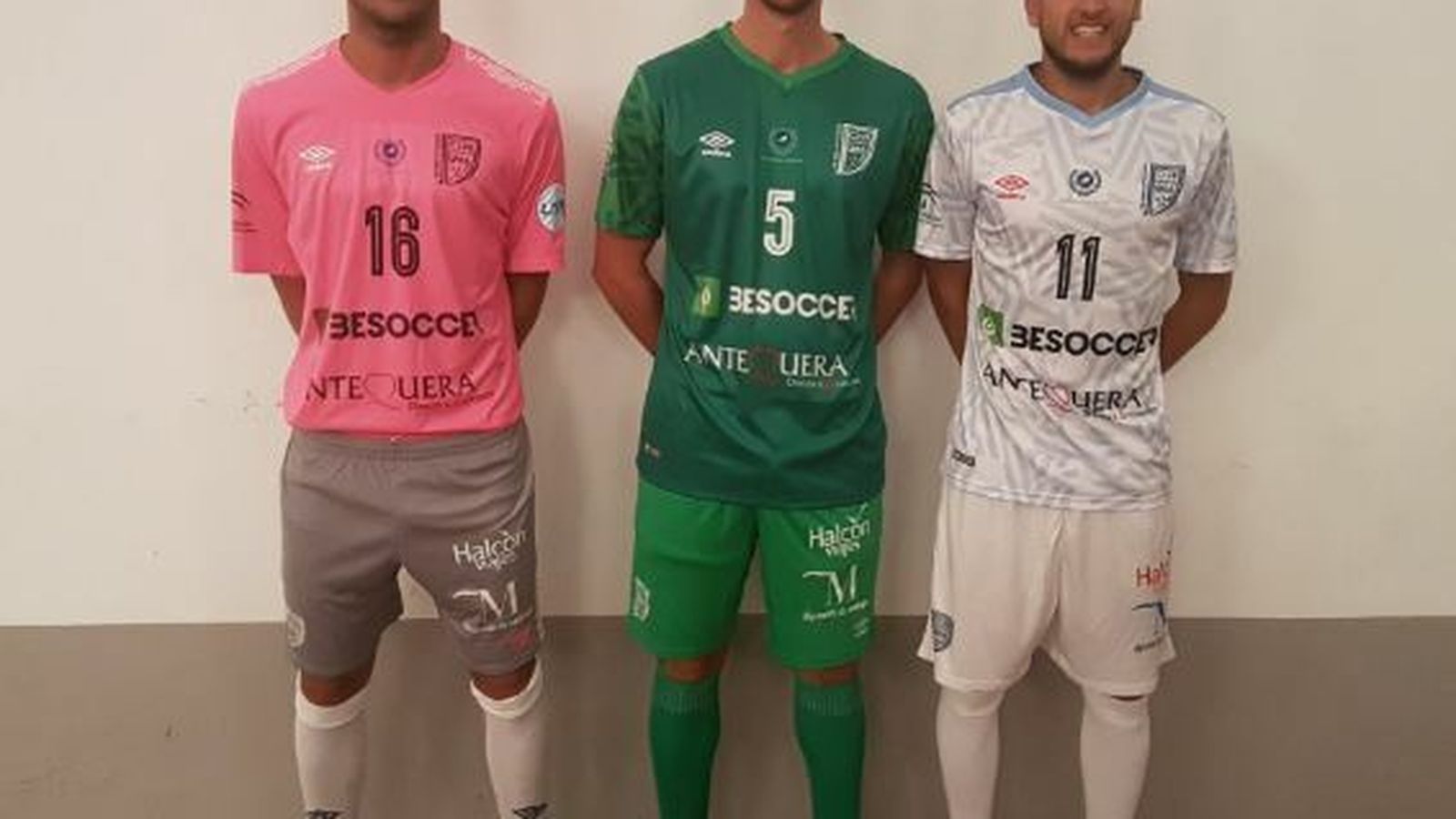 Equipaciones del UMA Antequera.