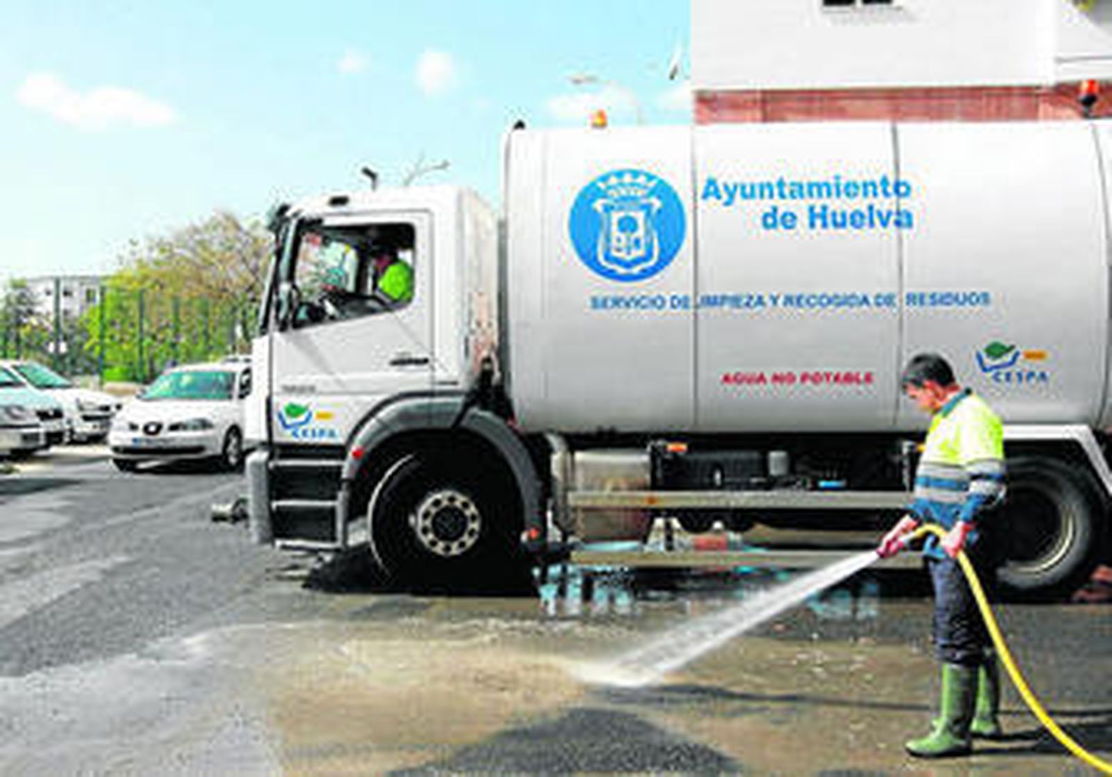 Dispositivo municipal de limpieza en la vía pública.