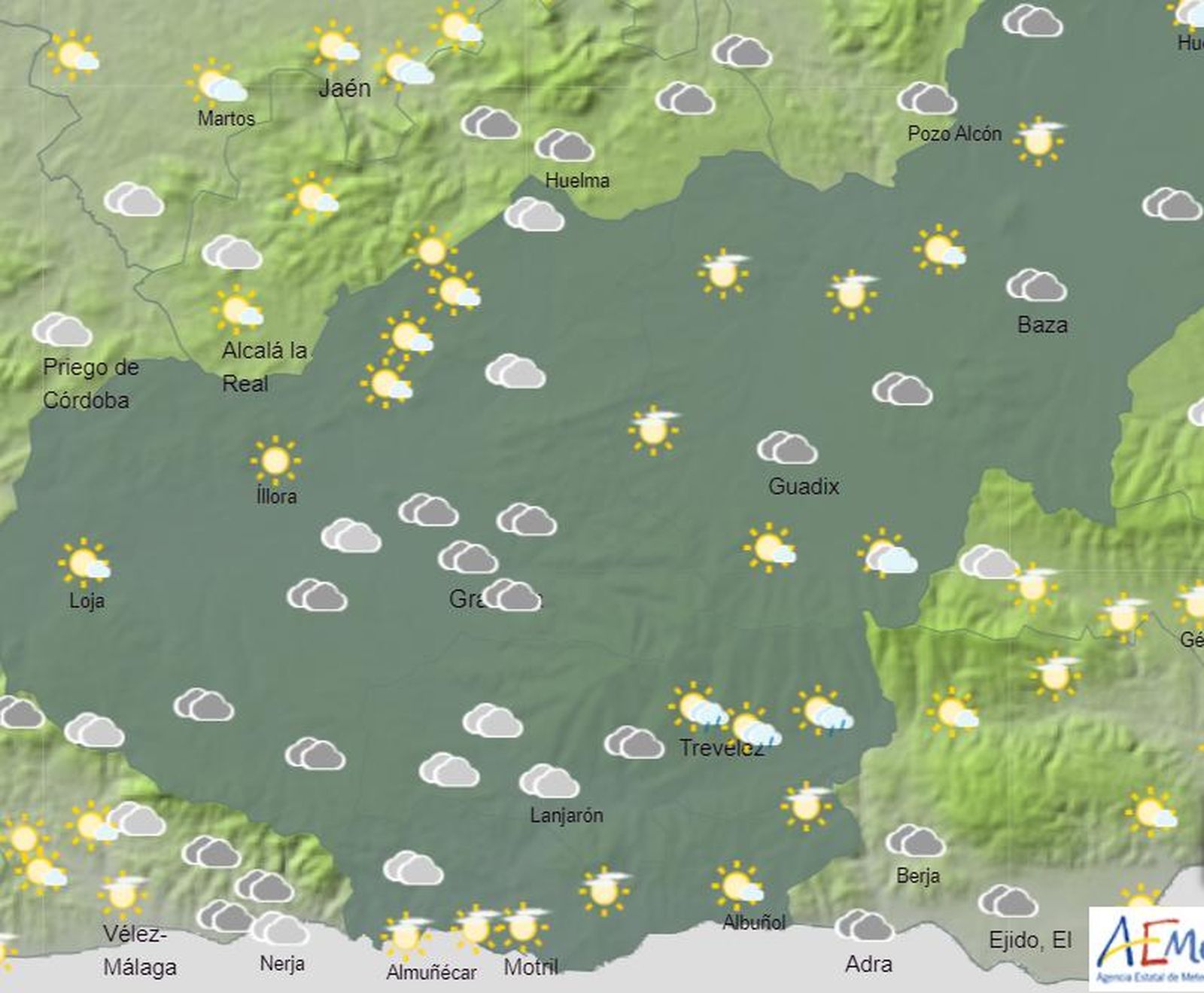 Tiempo en Granada | Cielos nubosos sin descartar chubascos en los cielos de la provincia
