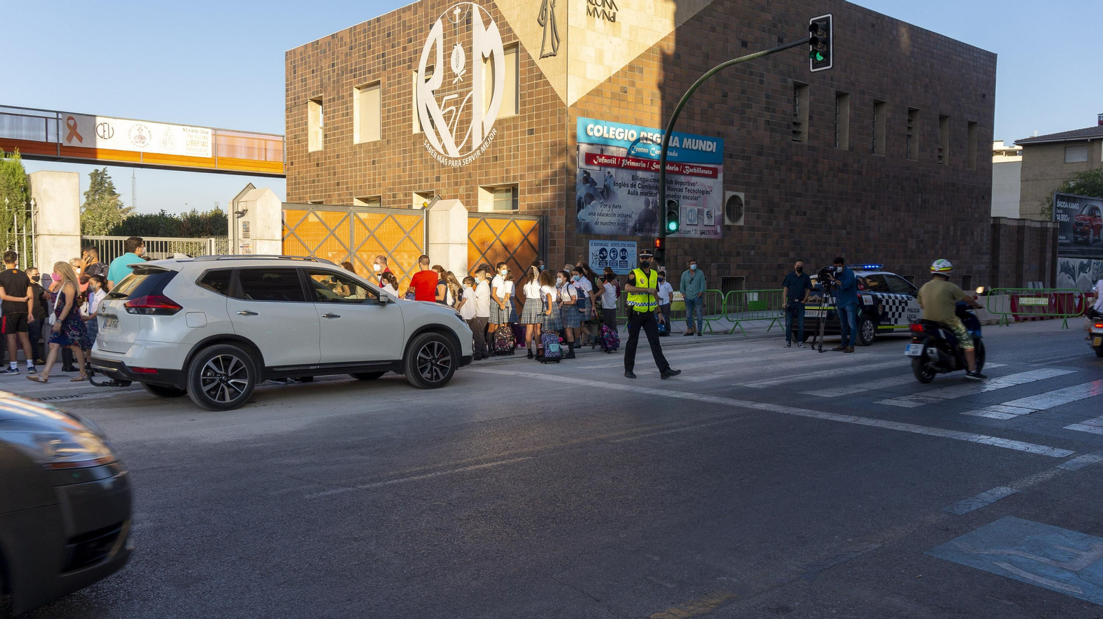 La vuelta al cole en Granada en imágenes