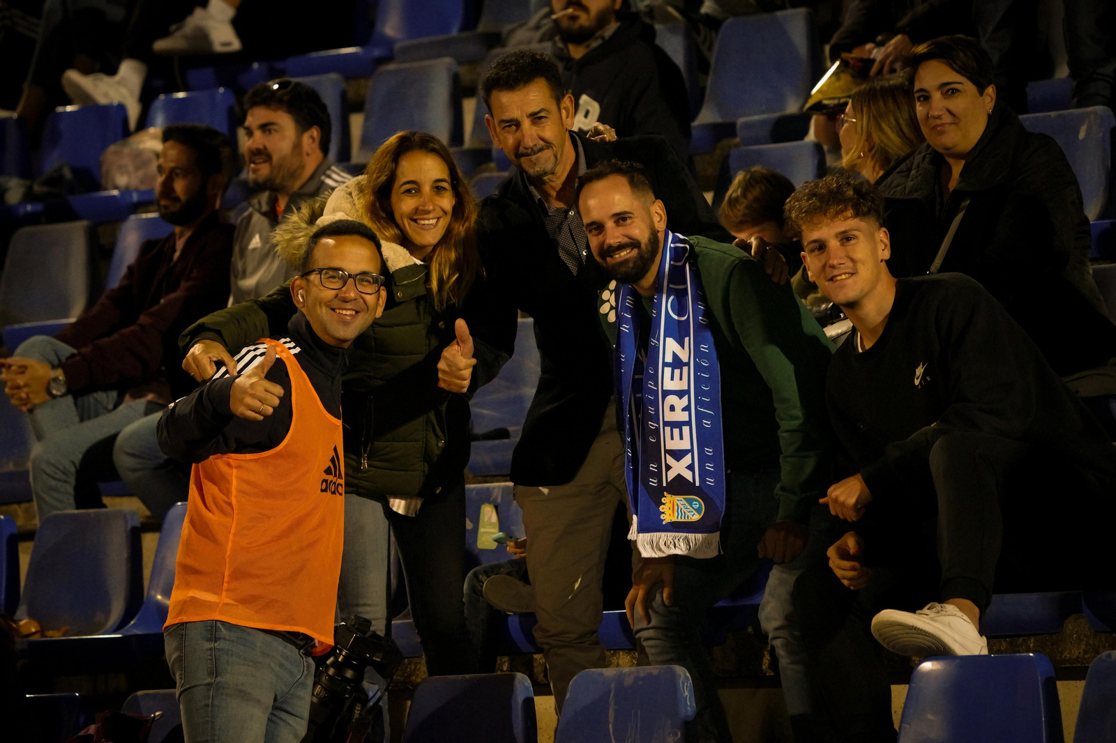 Búscate en el partido del Xerez CD - Puente Genil