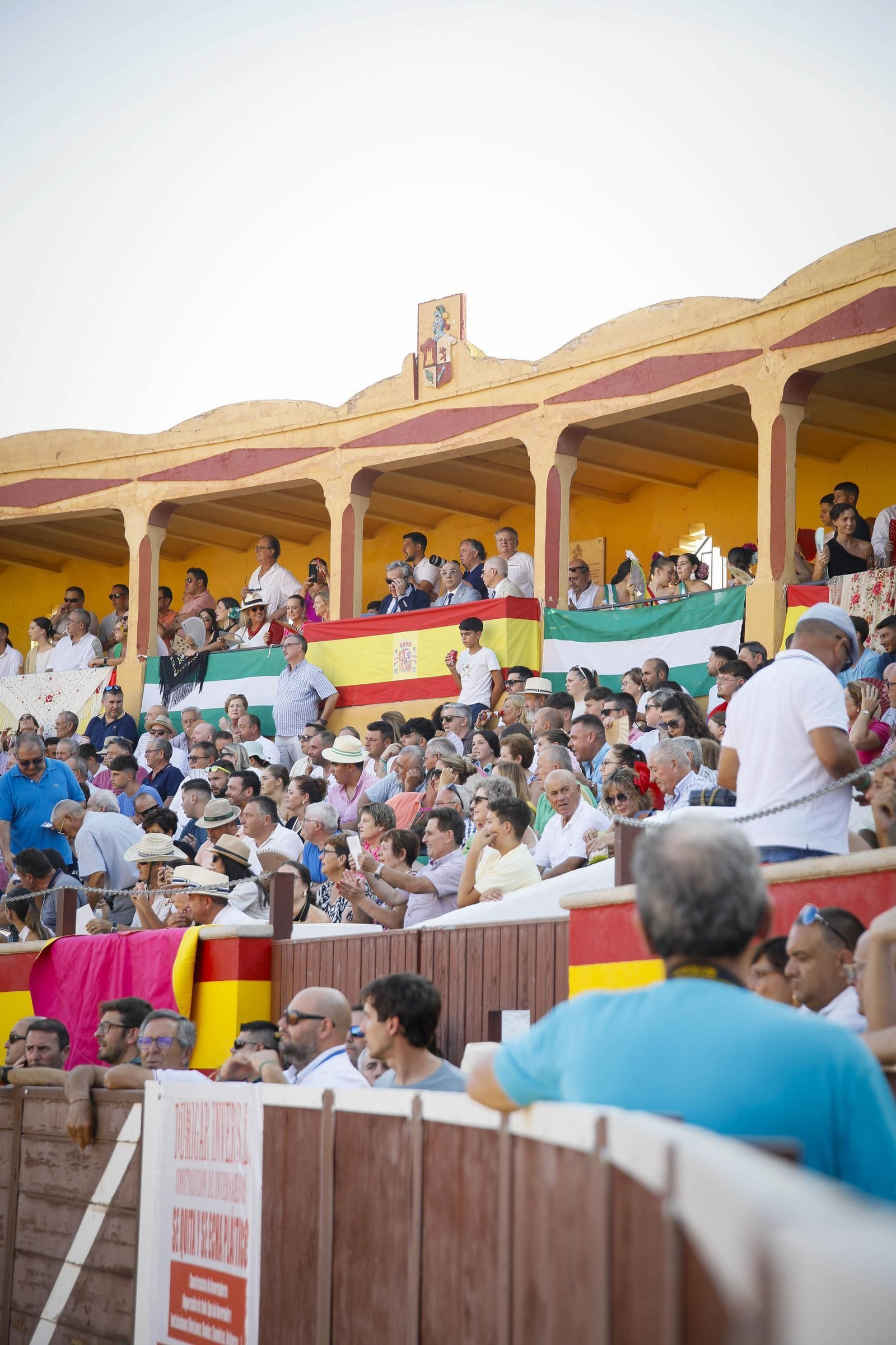 Corrida de toros Berja con un toro indultado, en imágenes