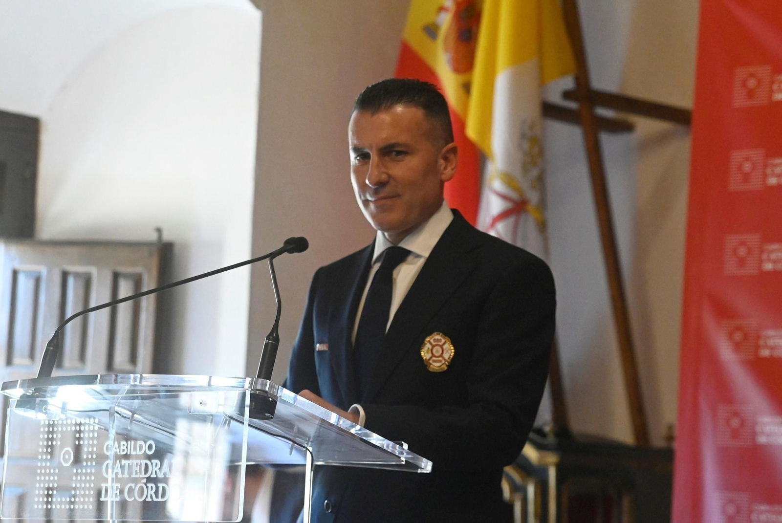 El reconocimiento a quienes lucharon contra el incendio de la Mezquita de Córdoba, en imágenes