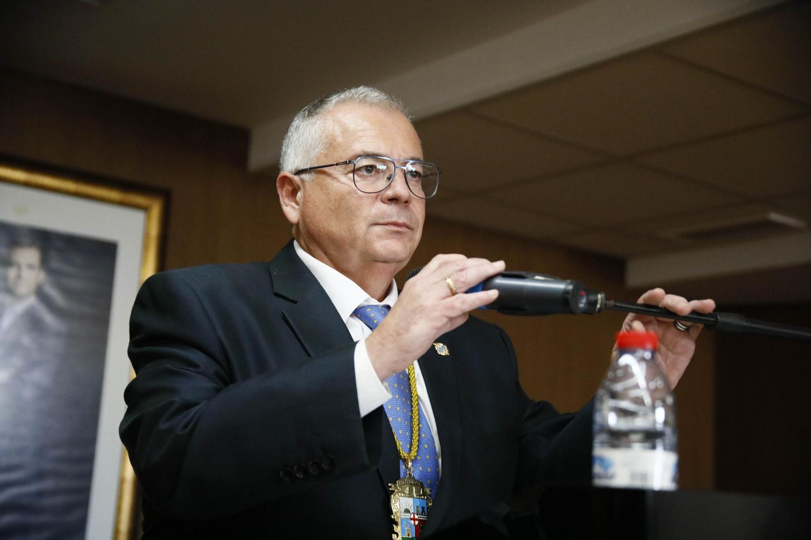 Las imágenes del nombramiento de hijo predilecto de Garrucha a José María Martínez de Haro