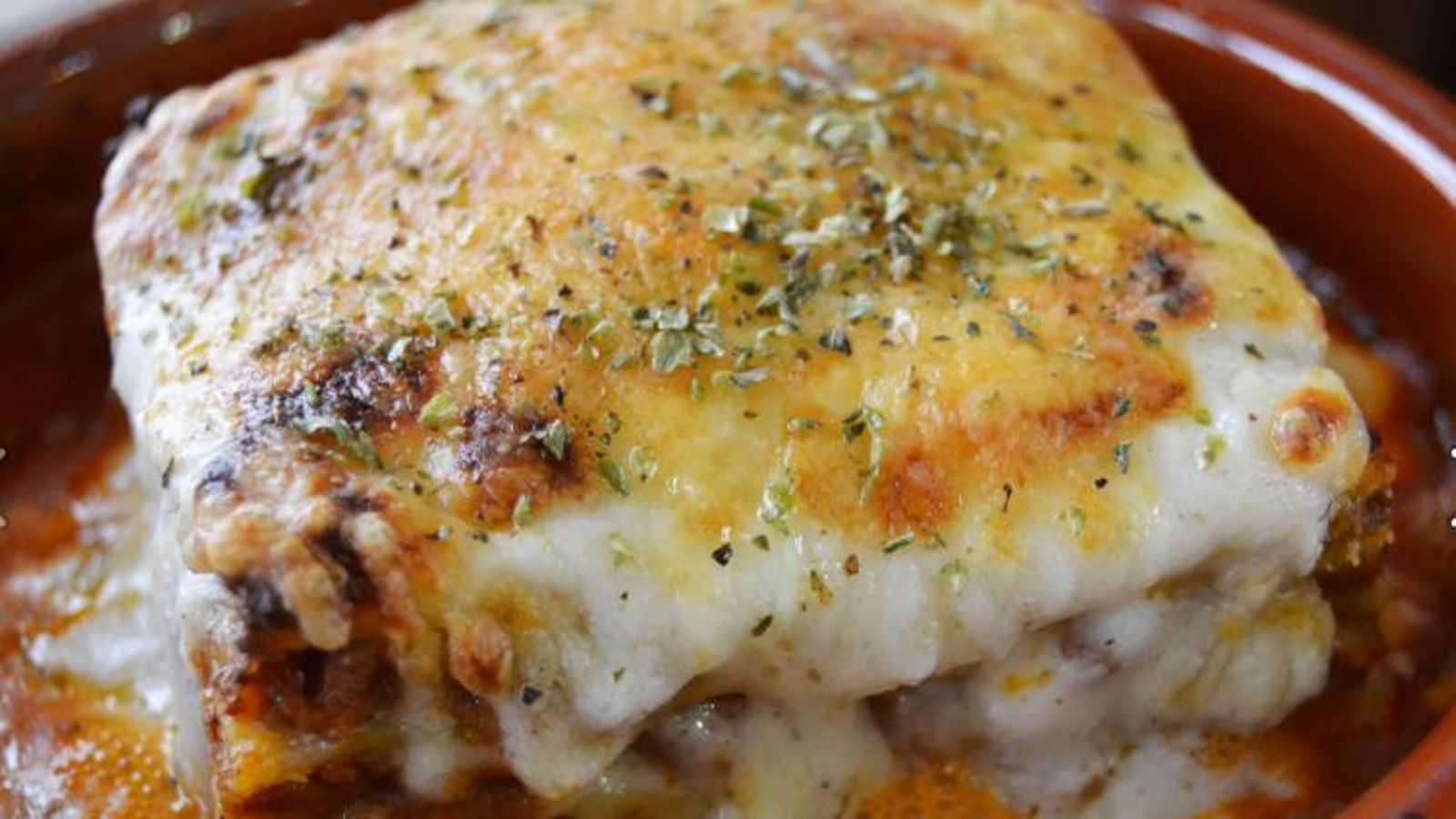 Lasaña en el restaurante Damichi