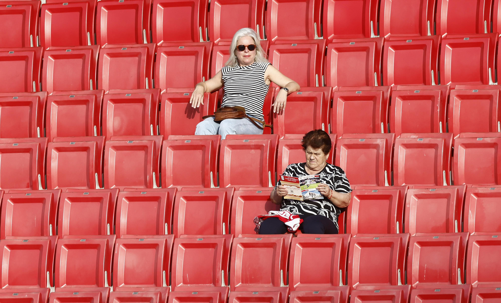 Búscate en las fotos del Sevilla-Valencia