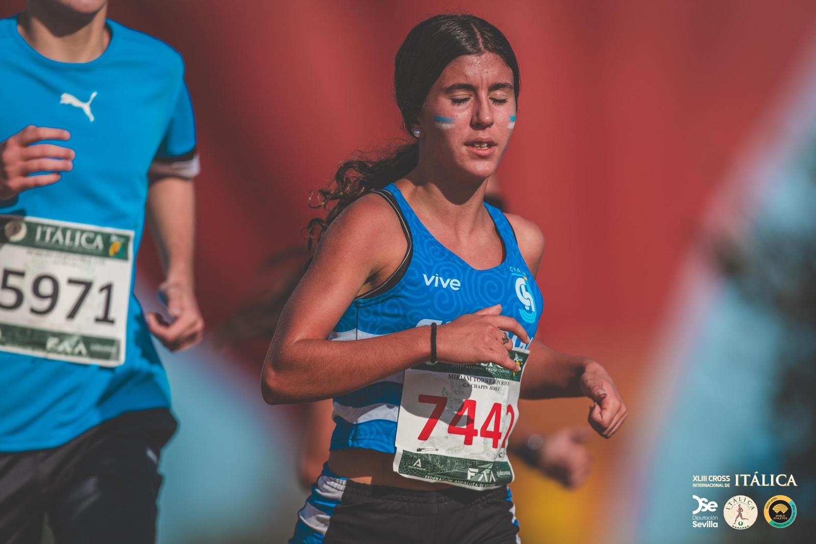 Búscate en las fotos del Cross de Itálica 2025 | 6