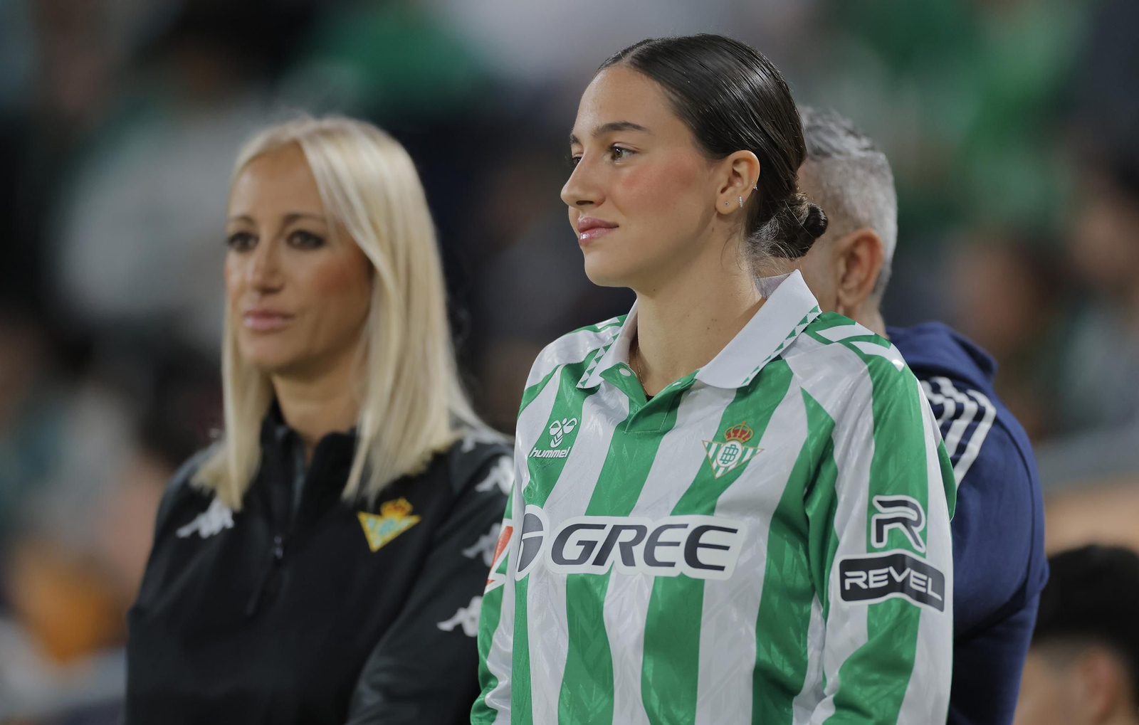 Búscate en las fotos del Betis - Olympique Lyonnais