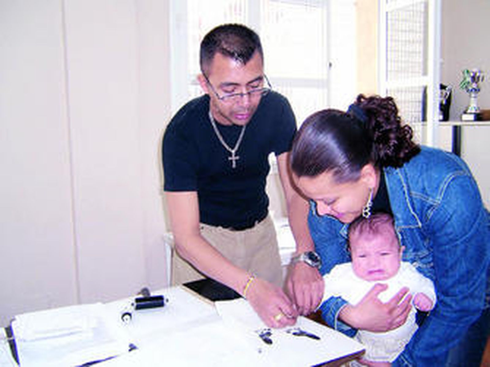 Caterine Alvarado realizó el registro de su hijo Brayan.