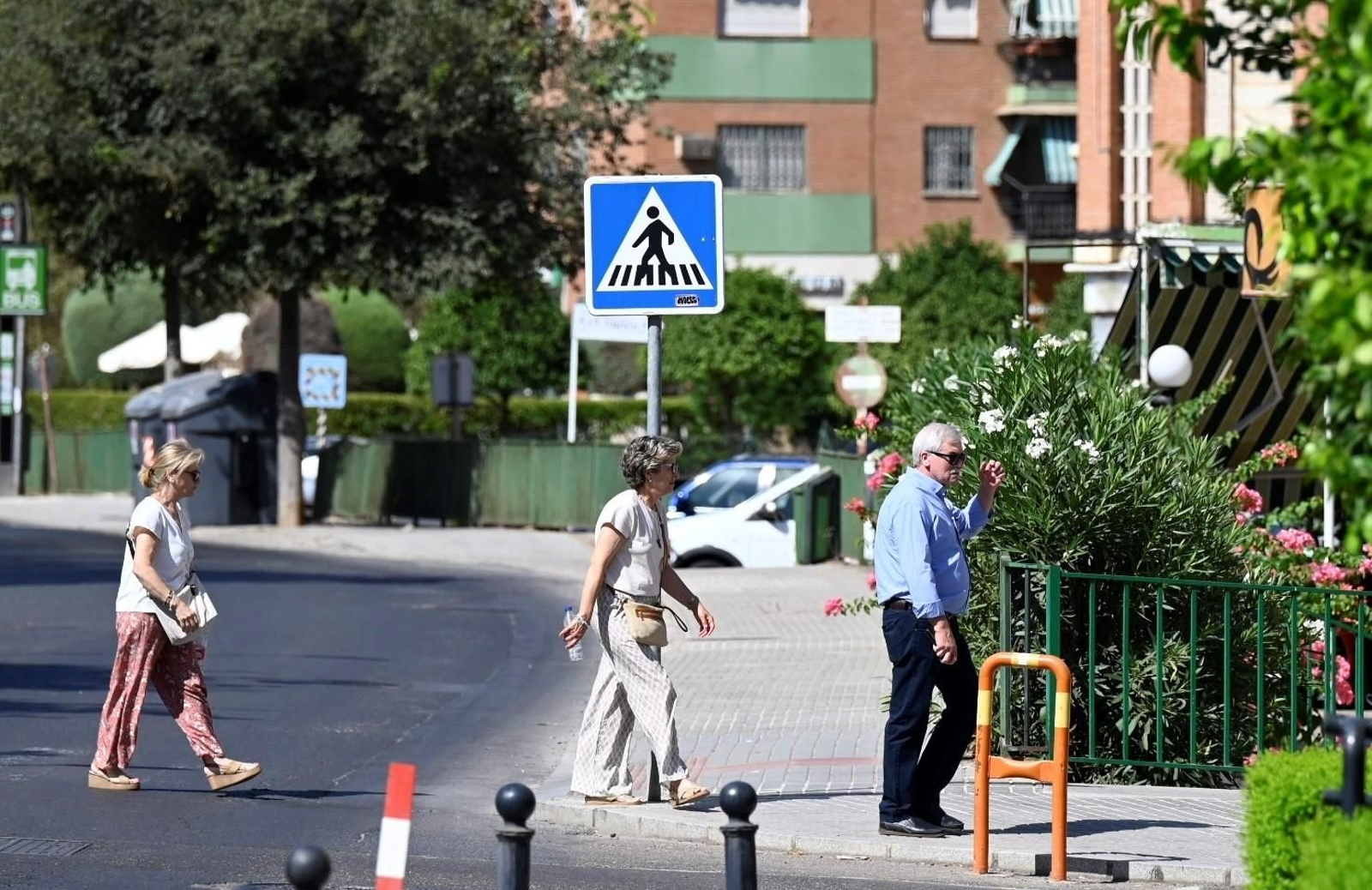 Las imágenes del barrio del Parque Cruz Conde en un día de verano Las imágenes del barrio del Parque Cruz Conde en un día de verano