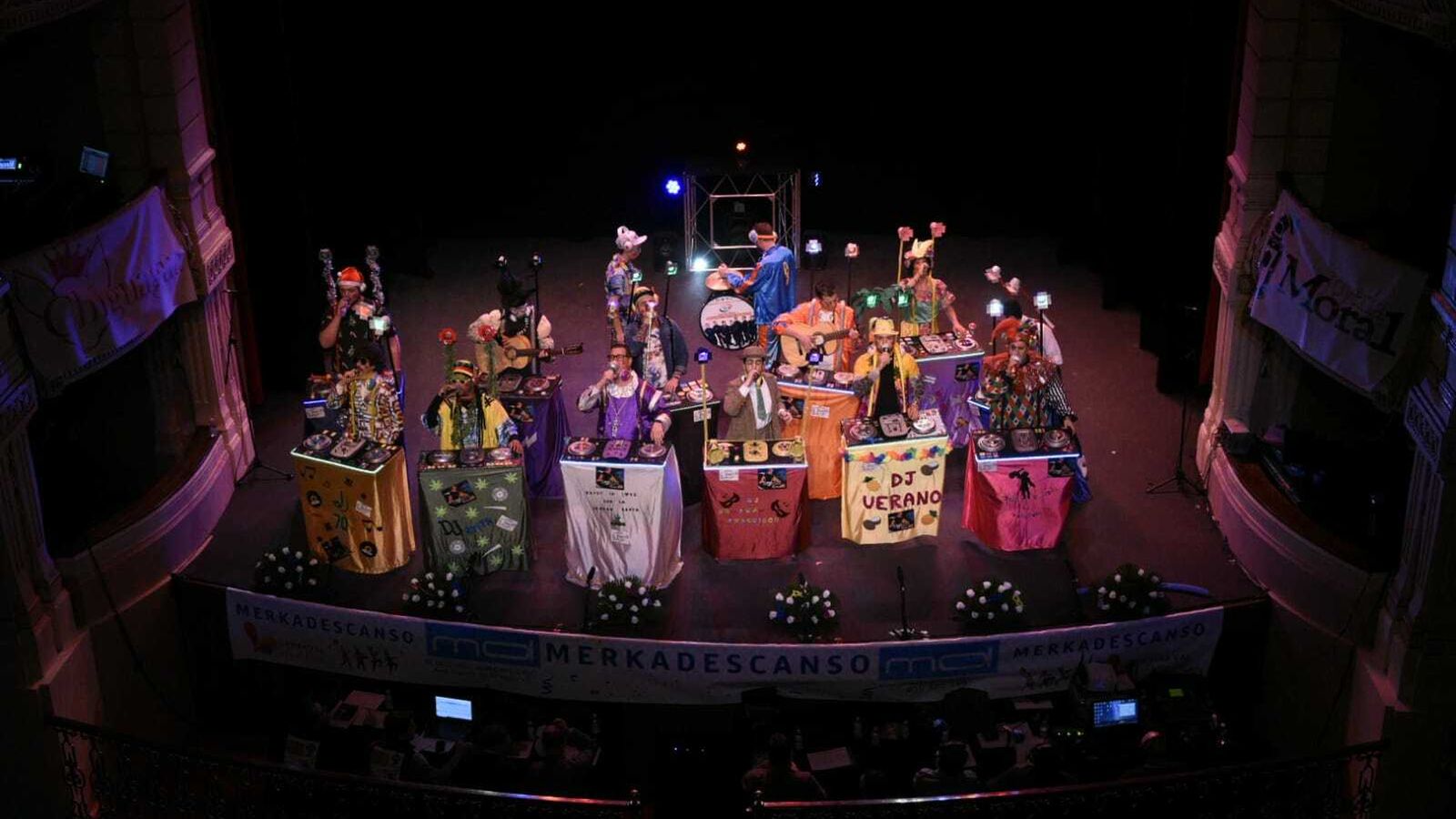 Murga Los pinchotoass de  Cartaya.