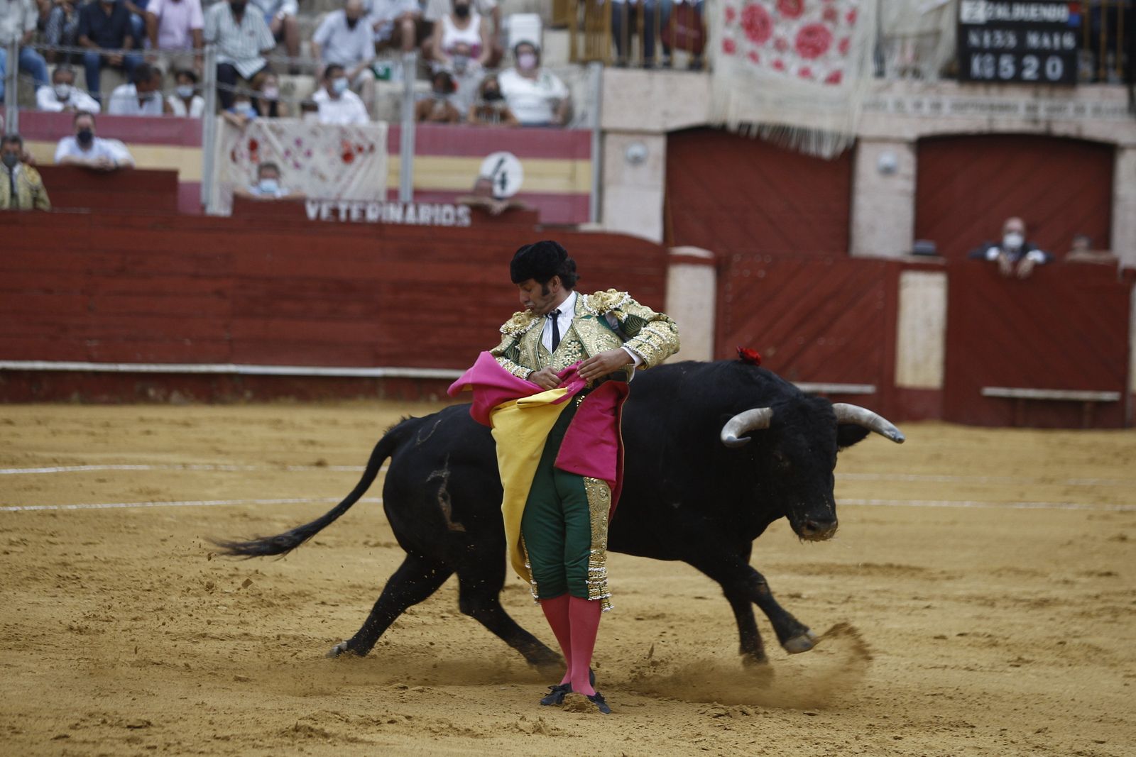 Fotogalería primera corrida de toros Feria de Almería