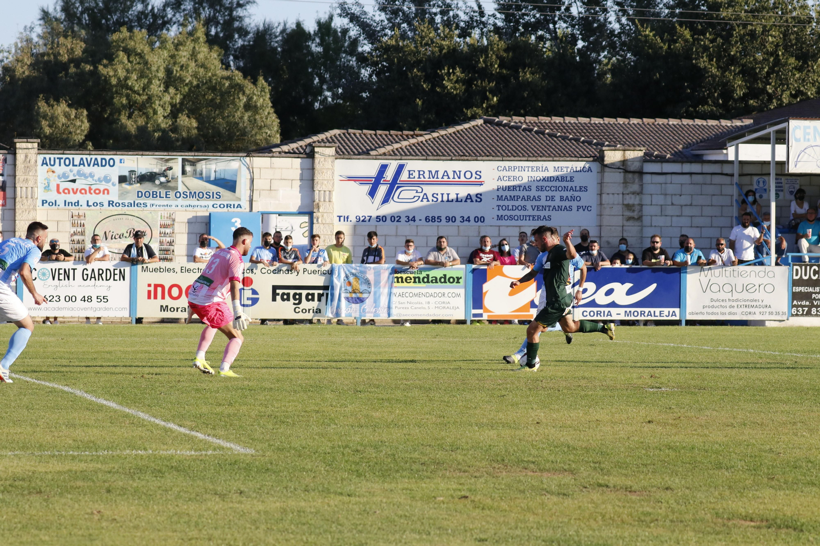 La victoria del Córdoba CF ante el CD Coria, en imágenes