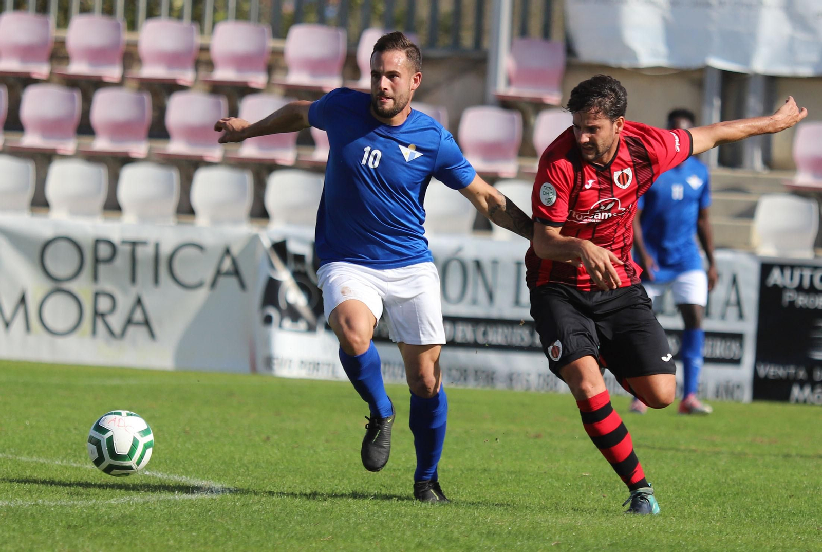 Imágenes del encuentro del Cartaya ante el Écija