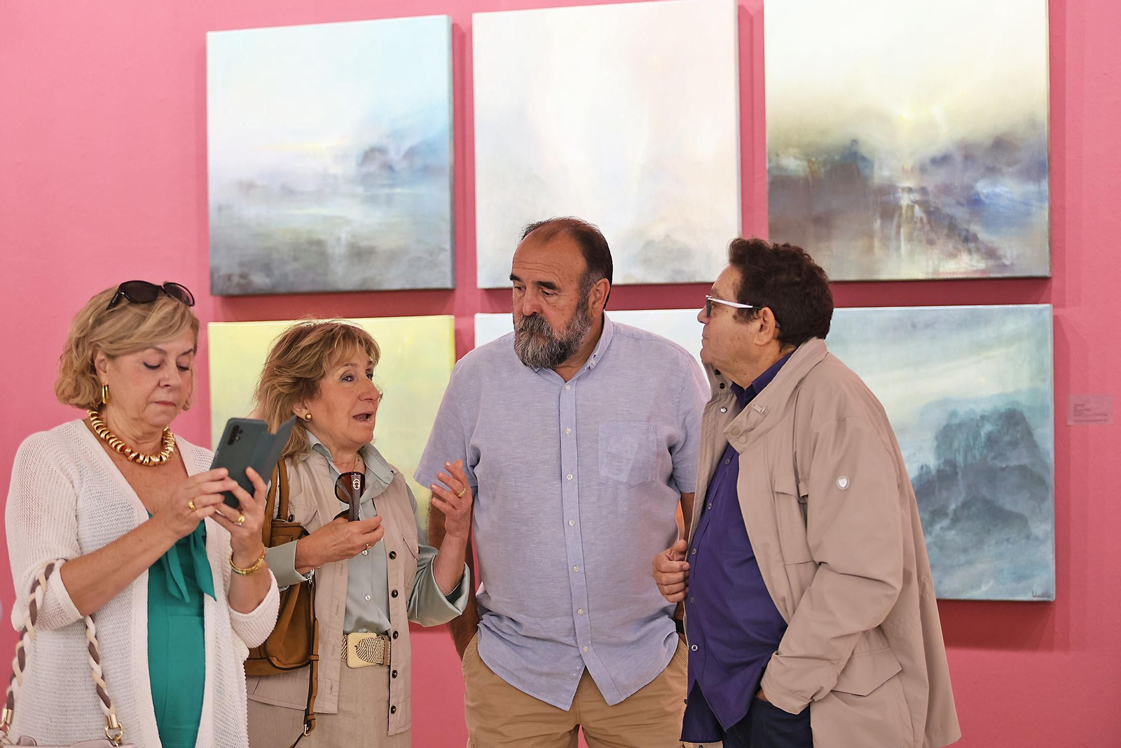 Imágenes de la inauguración de la muestra 'Camino de Perfección' del pintor Antonio Belmonte