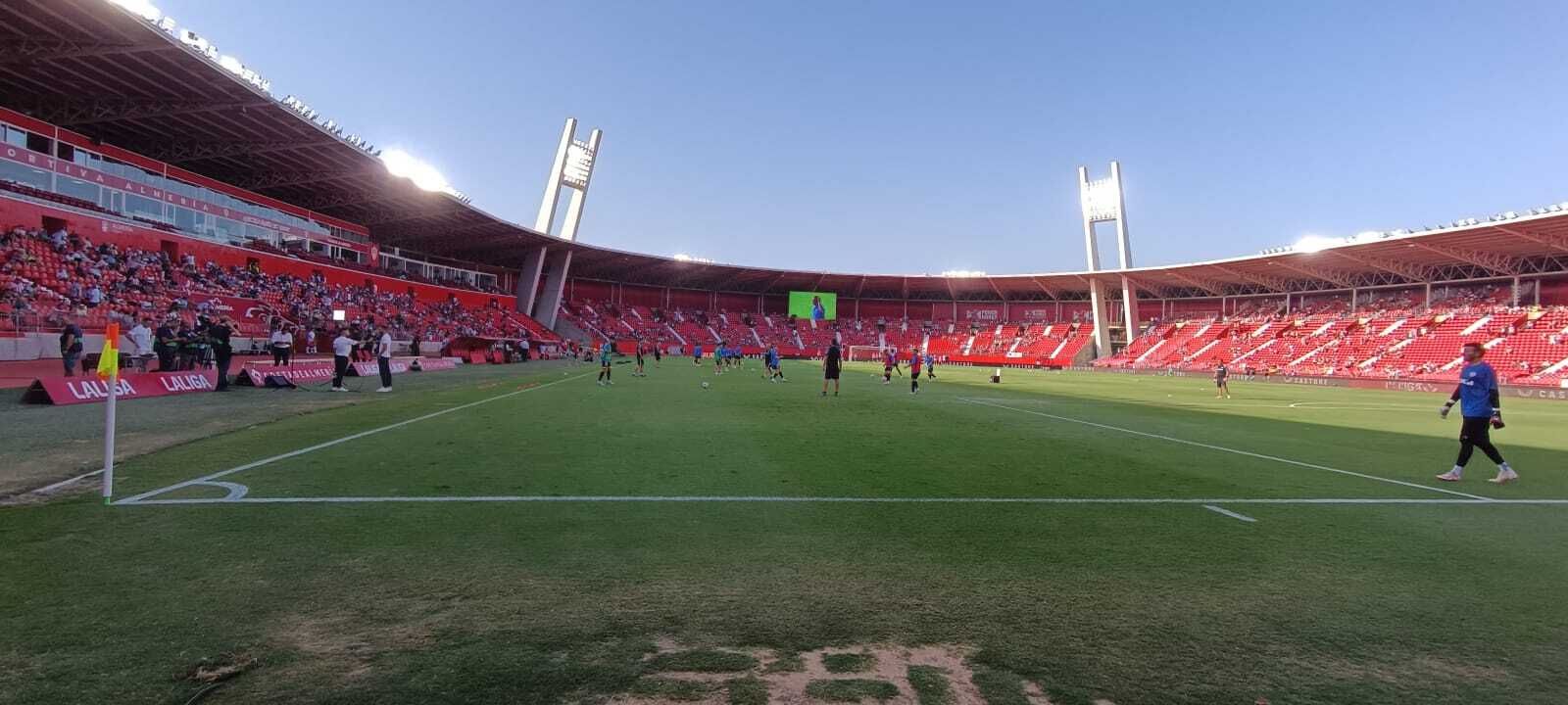 El Estadio de los Juegos Mediterráneos presenta un novedoso aspecto