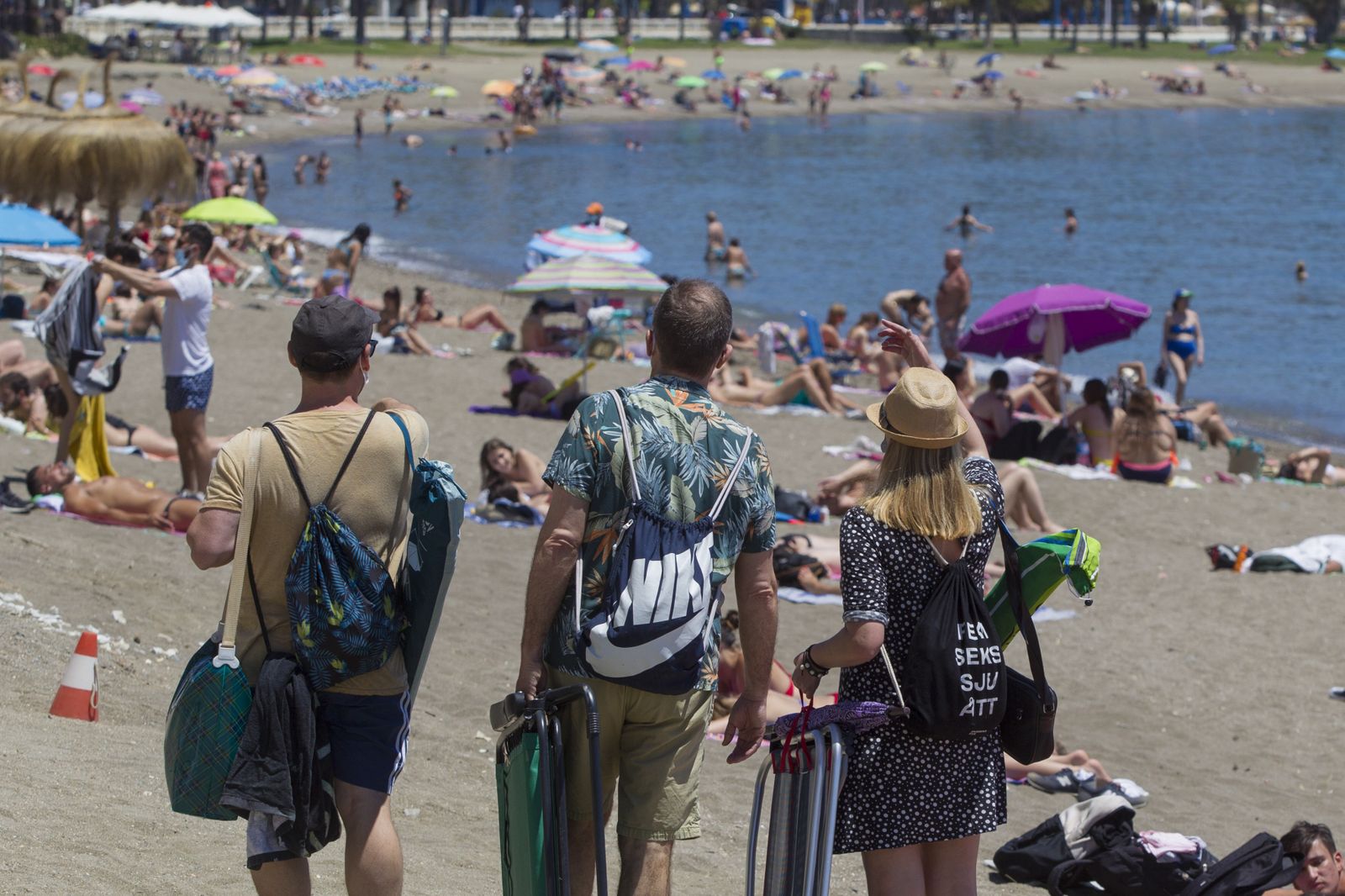 Las fotos de las playas de Málaga en un fin de semana con temperaturas veraniegas