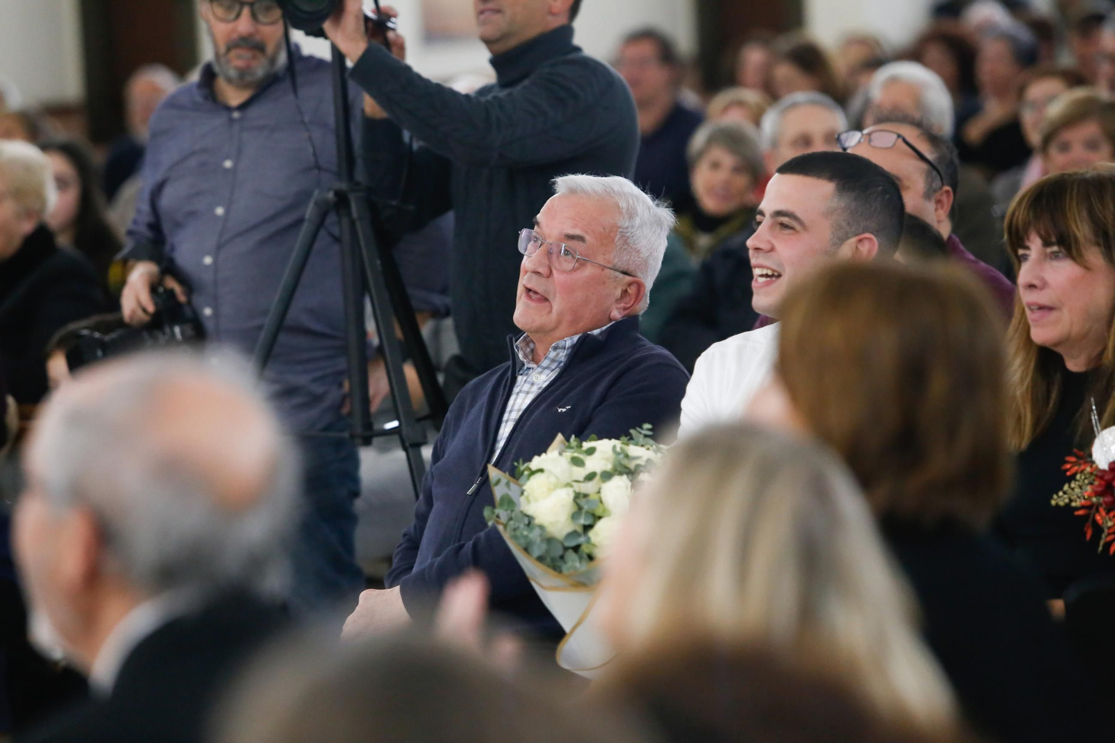 Las fotos del homenaje al padre Pedro por sus 50 años de entrega absoluta a la Piñera