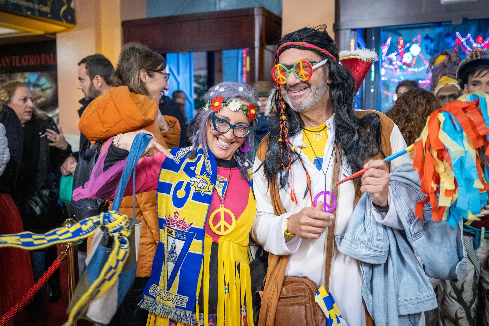 Búscate entre las mejores imágenes de la final del COAC 2024 del Carnaval de Cádiz
