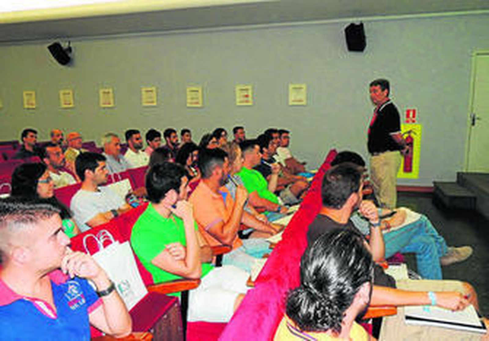 Imagen durante una de las ponencias en el día de ayer.