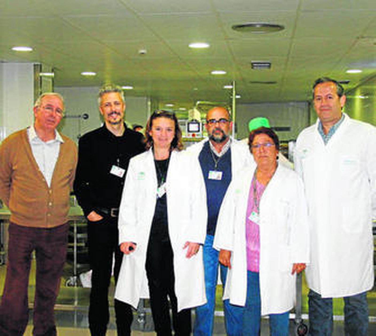 Profesionales de Restauración e Informática del Hospital Regional.