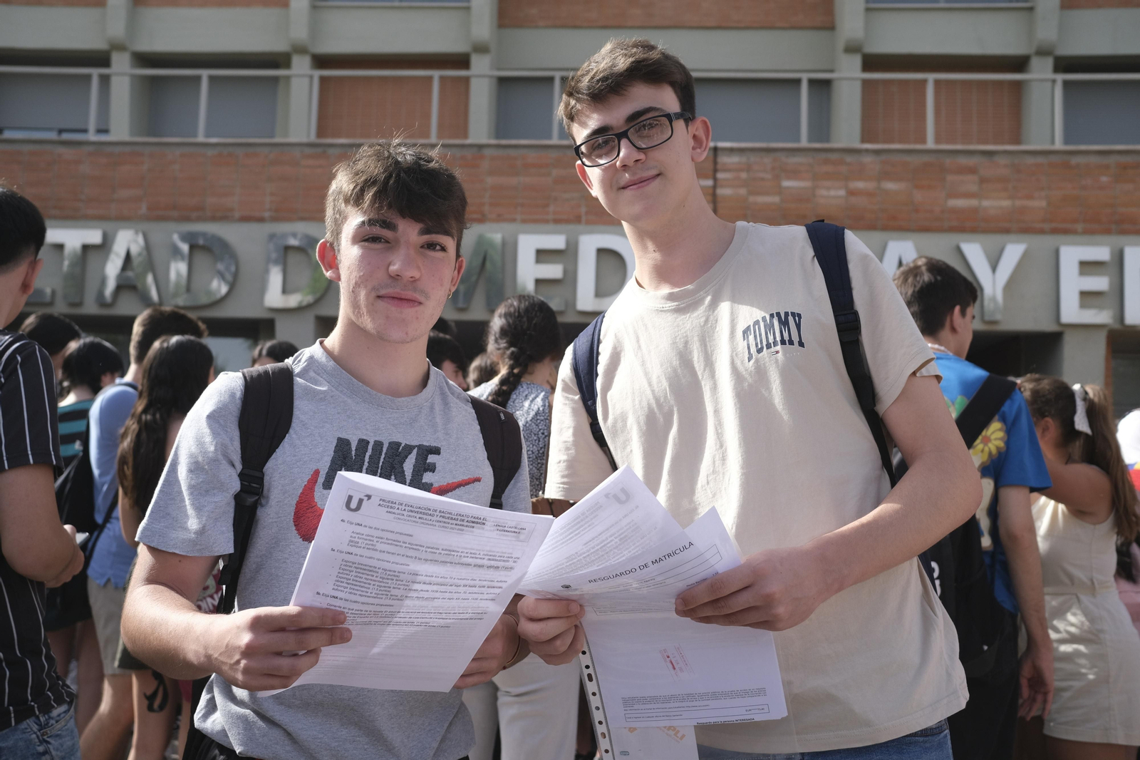 Así ha comenzado la selectividad 2022 en Córdoba, en imágenes