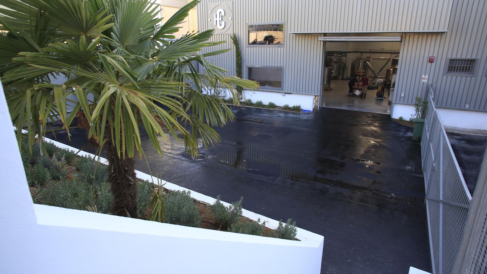 La bodega Huerto de la Condesa está situada dentro del casco urbano rondeño.