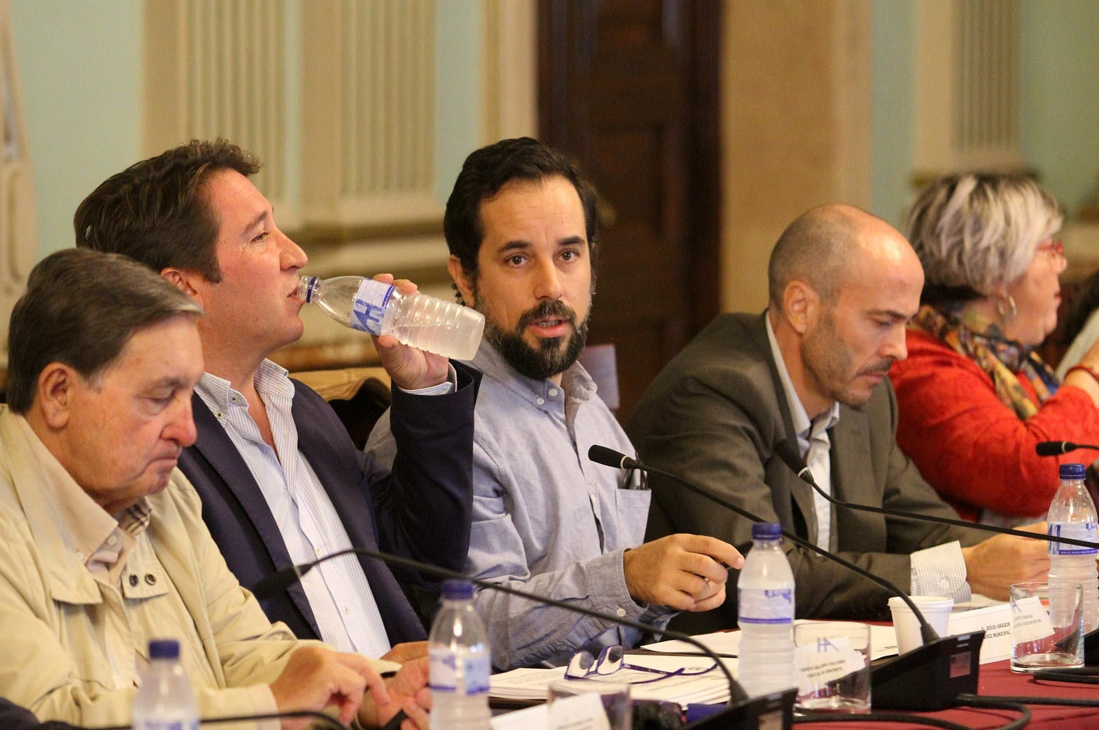 Imágenes de la reunión de la Mesa de Fosfoyesos