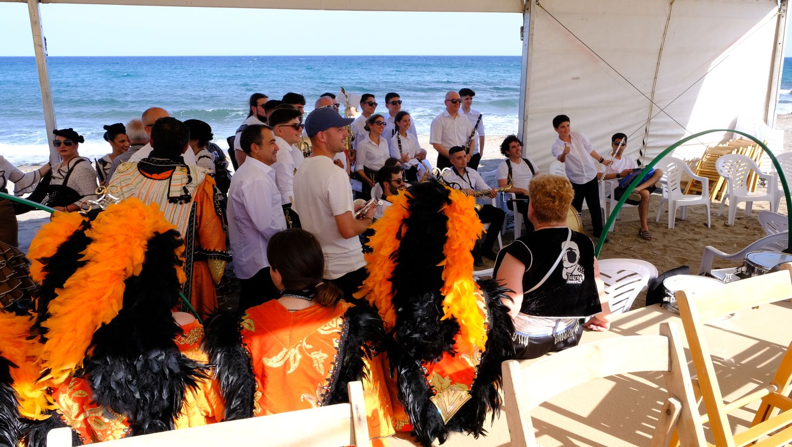 Moros y Cristianos de Mojácar en la Playa del Lance, en imágenes