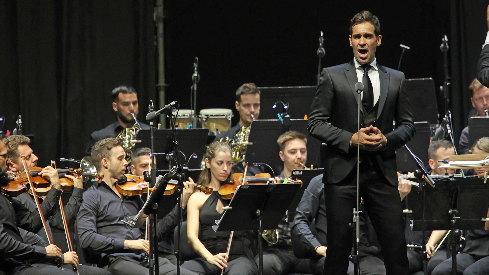 Plácido Domingo junto a Ainhoa Arteta e Ismael Jordi en Tío Pepe Festival de Jerez