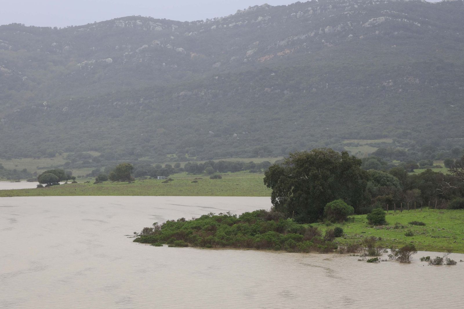 Así luce Charco Redondo: fotos del pantano casi lleno antes de la borrasca Leandro
