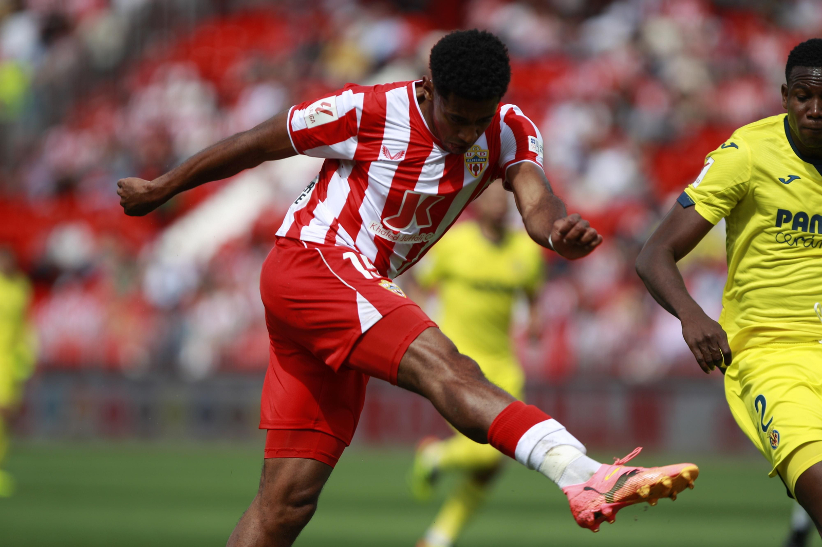 Las mejores imágenes del partido de fútbol U.D. Almería-Villarreal C.F.