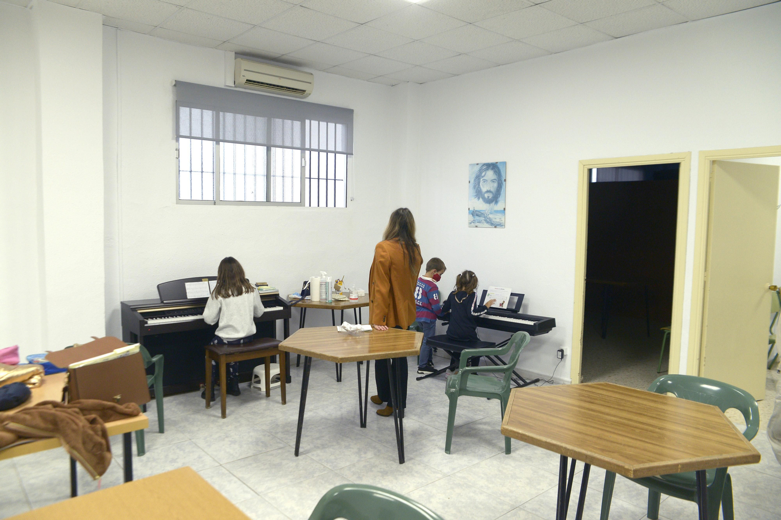 Fotos de la escuela de música de la barriada de La piñera