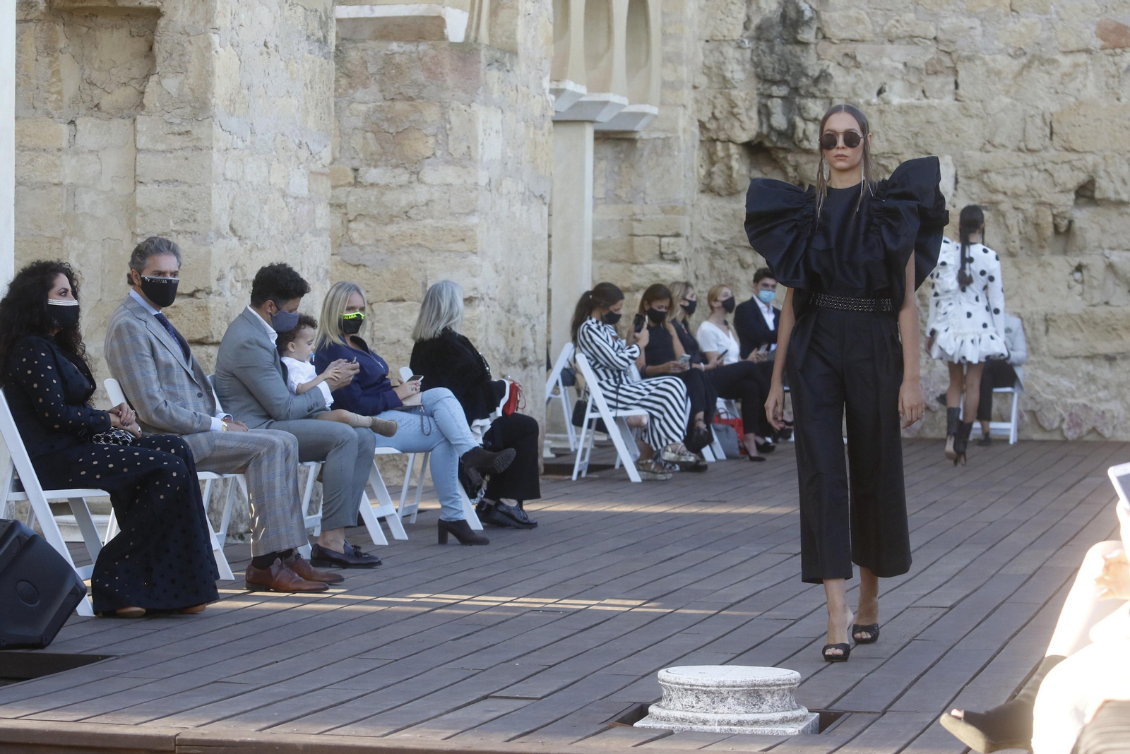 El desfile de Juana Martín en Medina Azahara, en fotografías