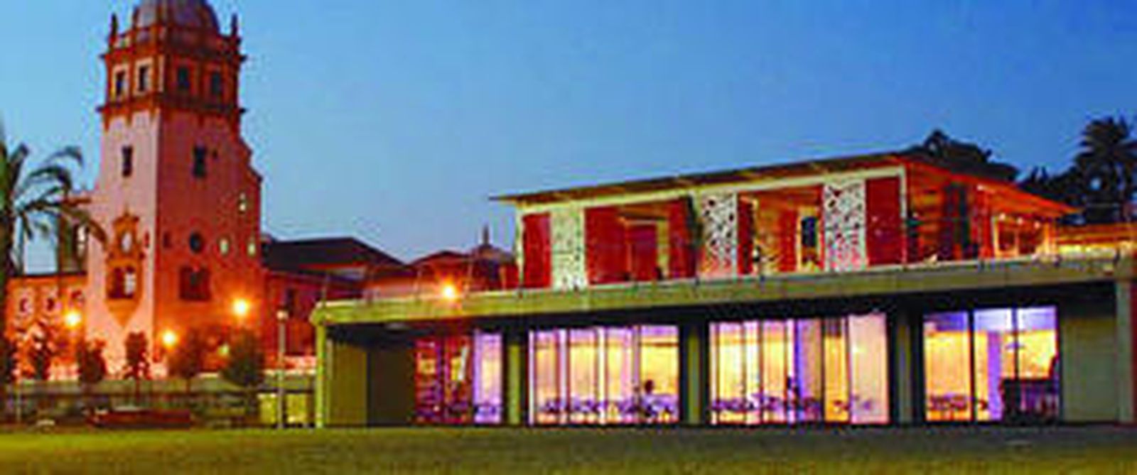 Puerto Delicia, centro de actividades