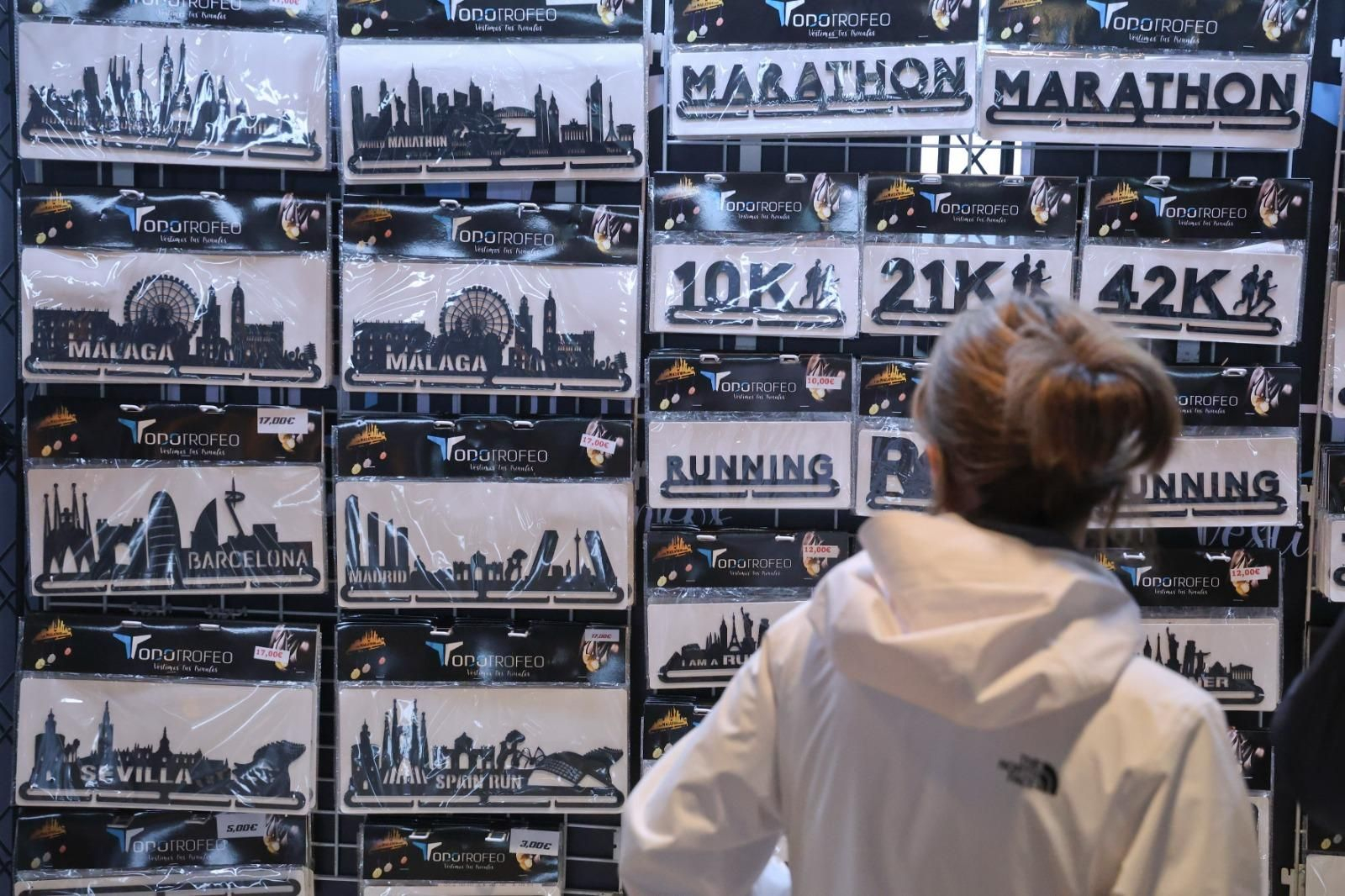 La Feria del corredor del Maratón de Málaga 2025, en imágenes