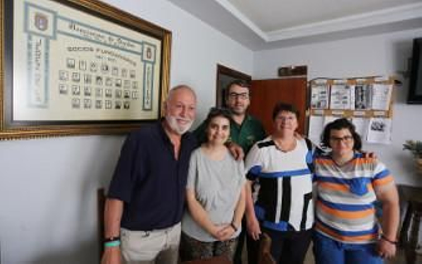 IU alerta de la pérdida del servicio de intérpretes para personas sordas