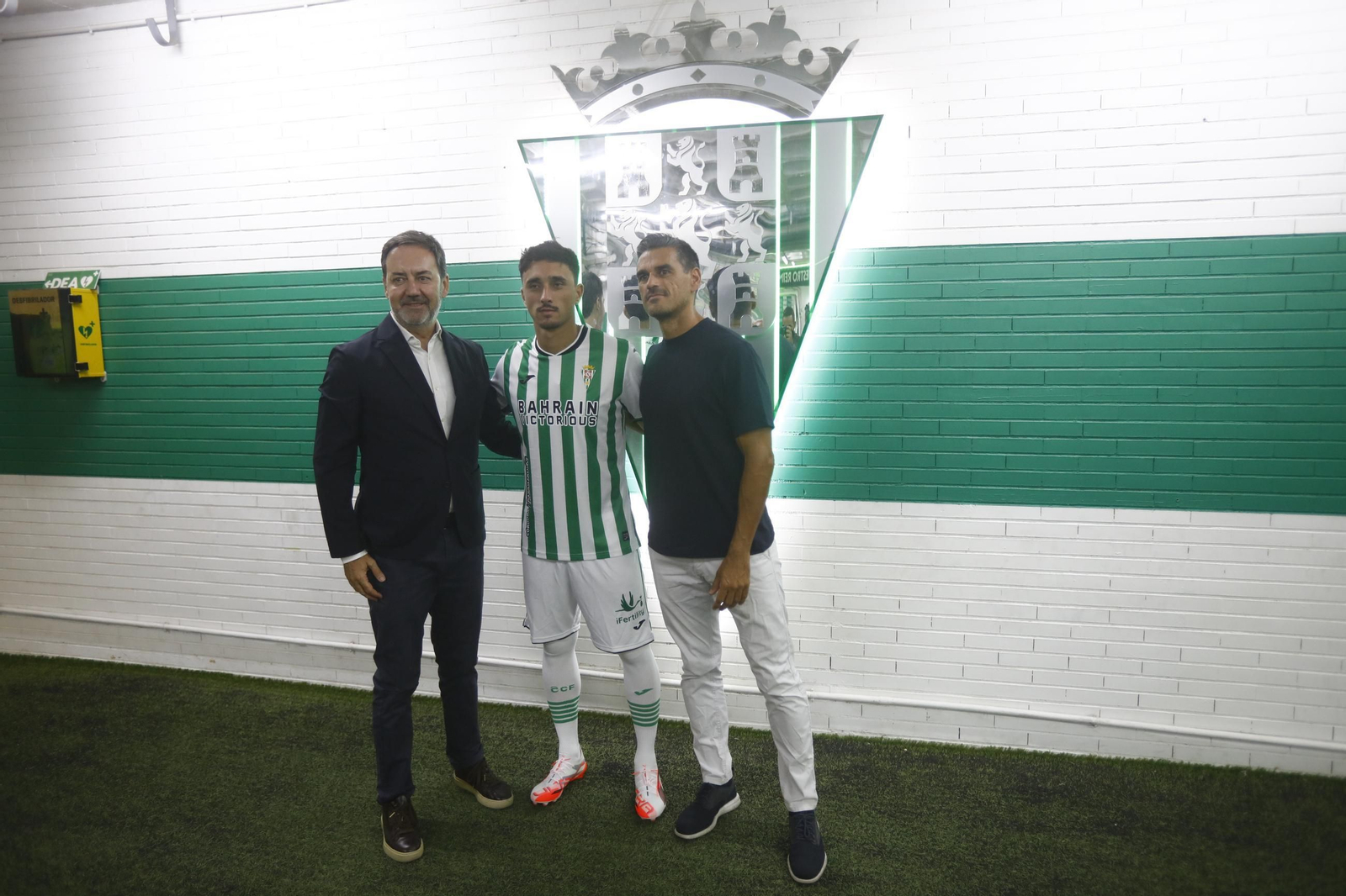 Las mejores fotos de la presentación de Ignasi Vilarrasa como nuevo jugador del Córdoba CF
