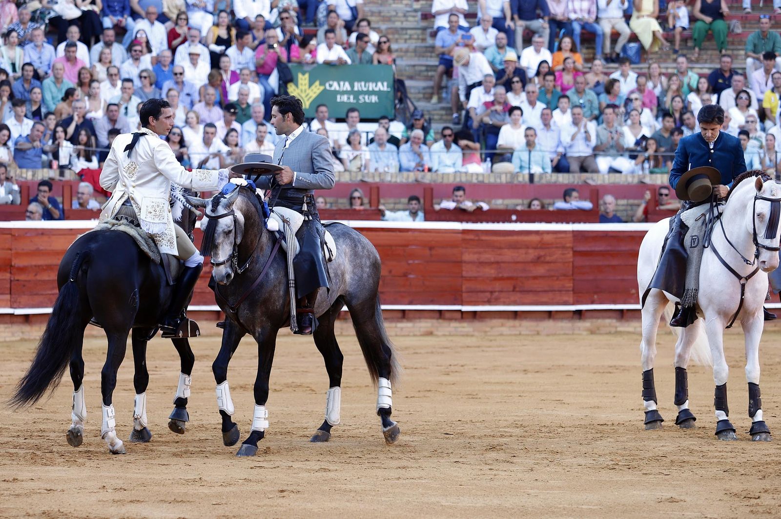 Colombinas 2022: Nueva Puerta Grande con Ventura, Romero y Velasquez a hombros