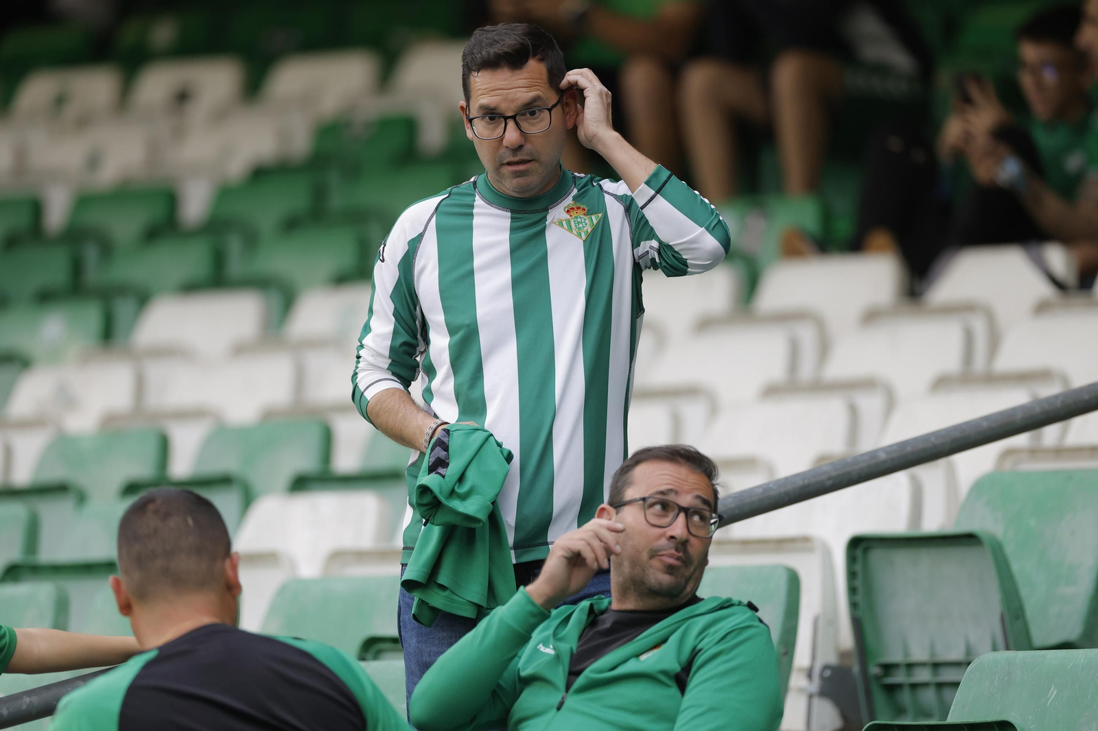 Búscate en las fotos del Betis - Jagiellonia