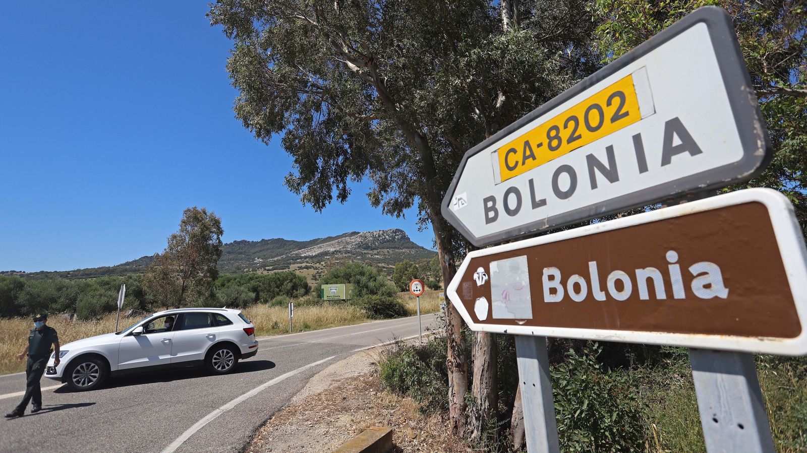 Restricciones de acceso a la playa de Bolonia